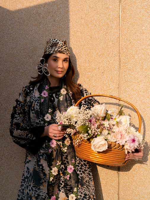 Parishay | Dil e Raqsam Festive Eid Lawn | DR-14 XL Black Lawn