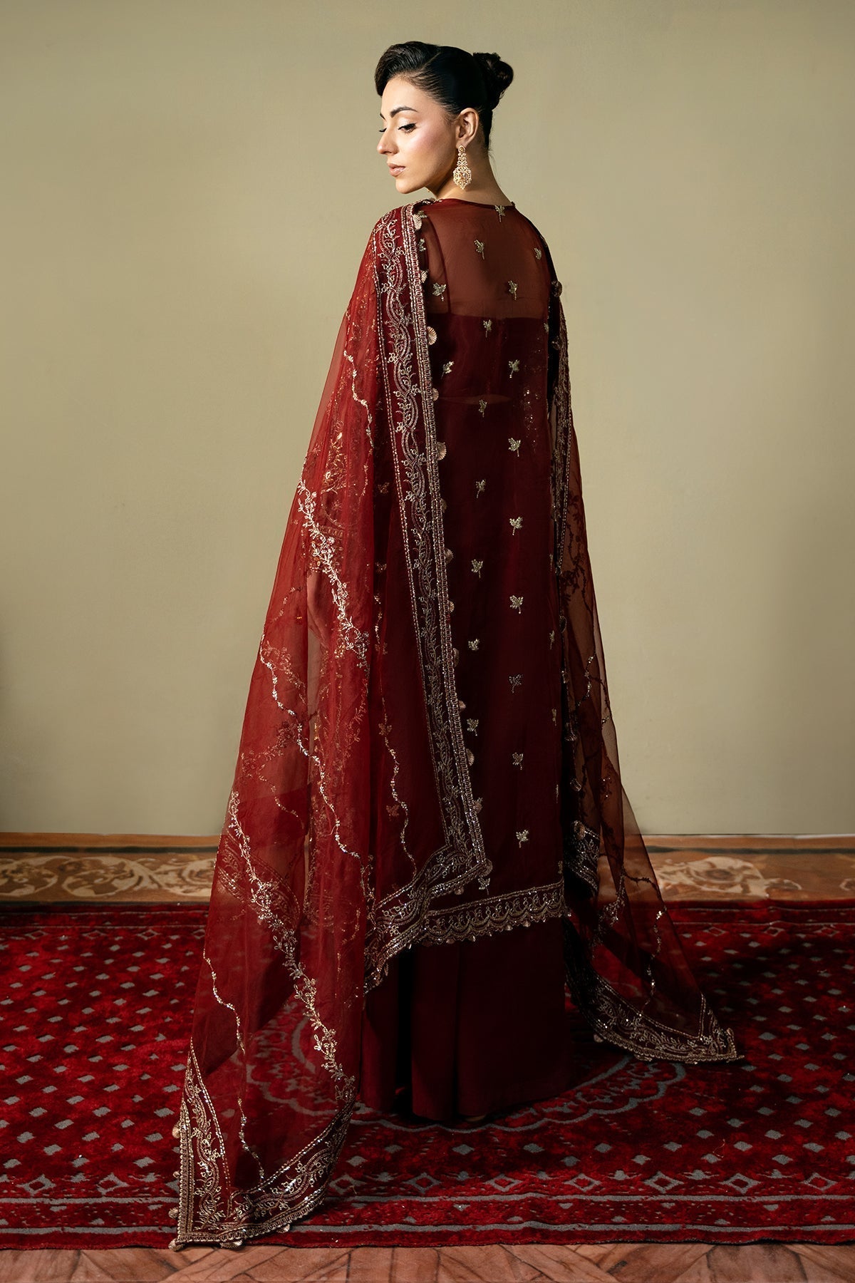 Mina Kashif | Kahani Formals | Serika S Maroon Organza