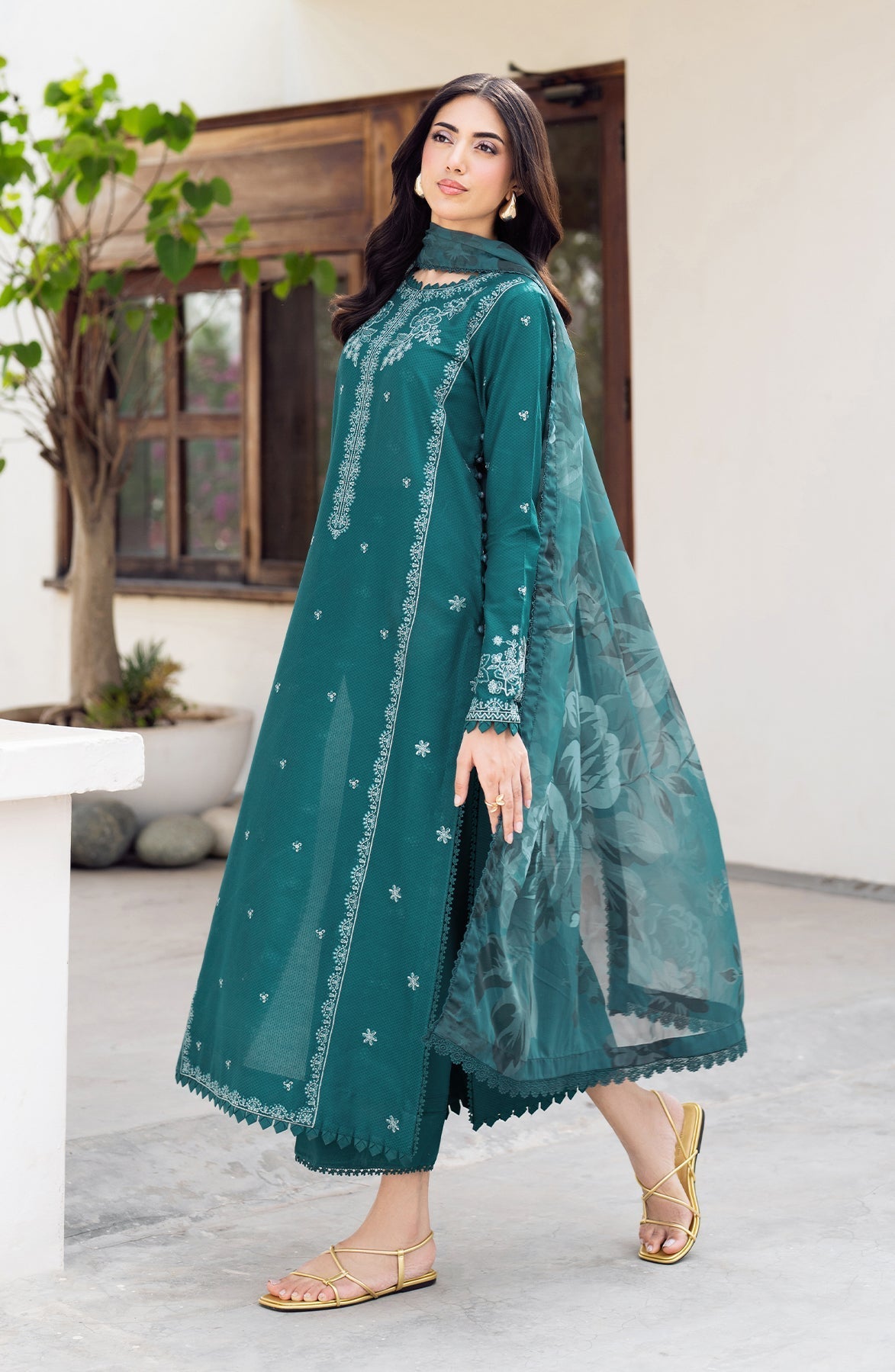 Zarif | Nura Textured Lawn 25 | NUSA M Emerald Green Lawn