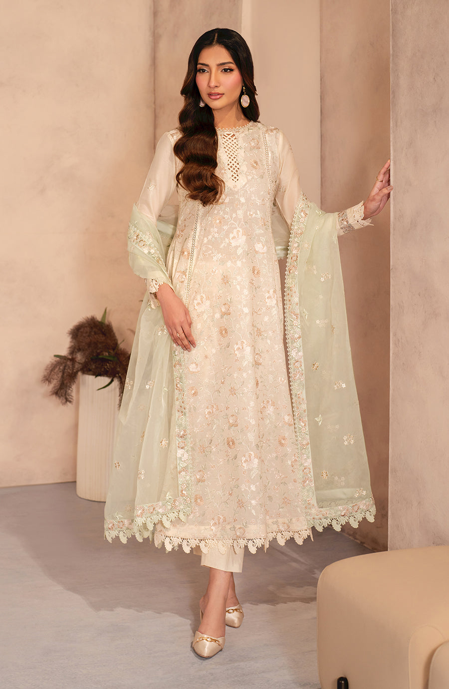 Zarif | Summer Lawn 25 |UNST-LWN-01 DAHEER XL Ivory Lawn