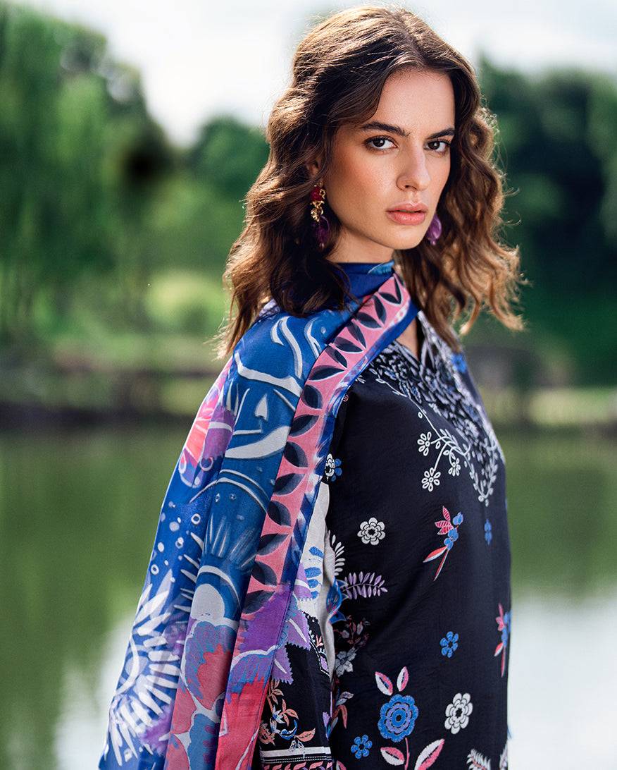 Roheenaz | Garden Veal Printed Lawn 25 |BlackBerry Frost - Pakistani Designer Dress - by Roheenaz | Type: Ladies Clothes - 100% Original at Saira Sultan