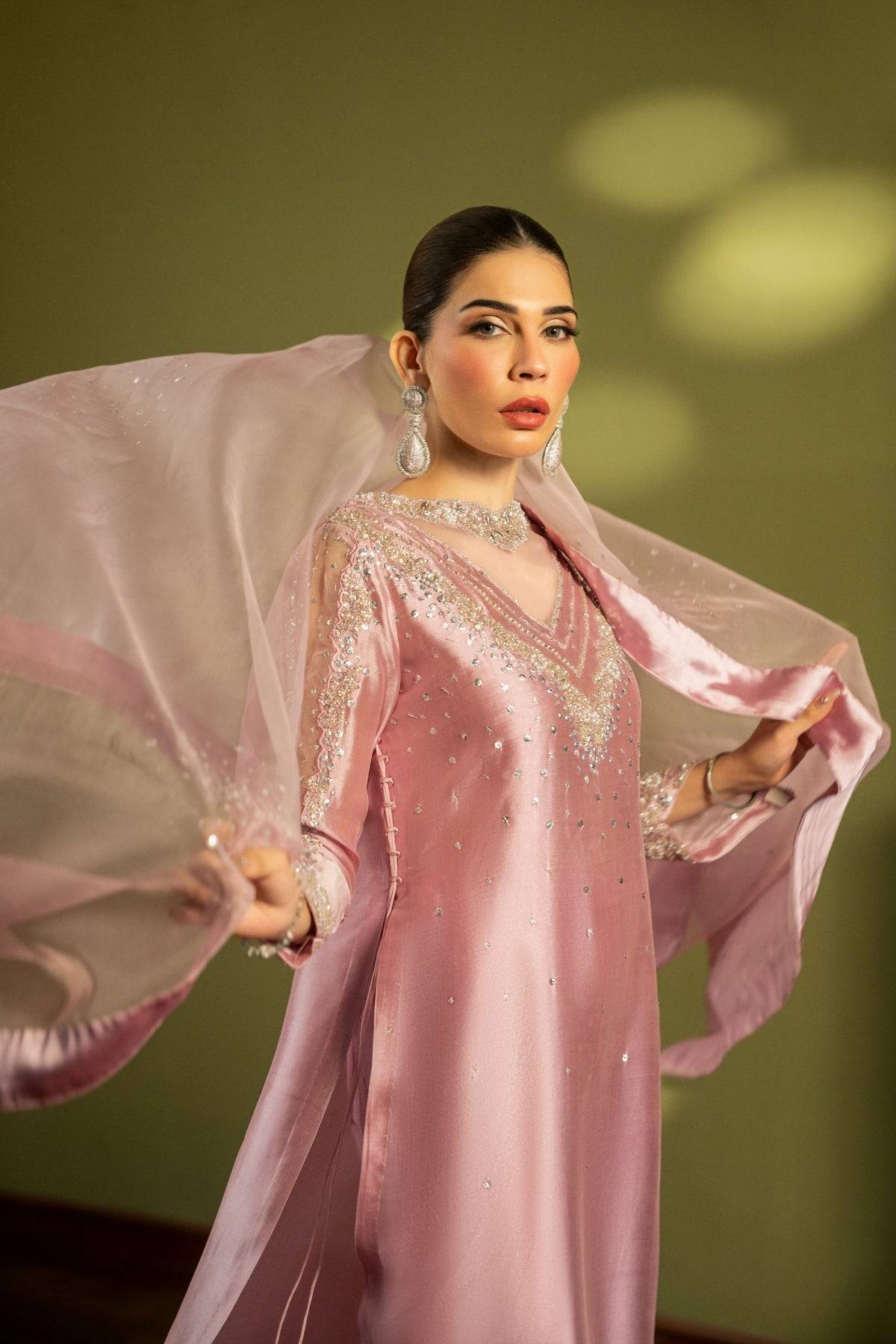 Tabyaa | Ruby Collection 25 | Dia