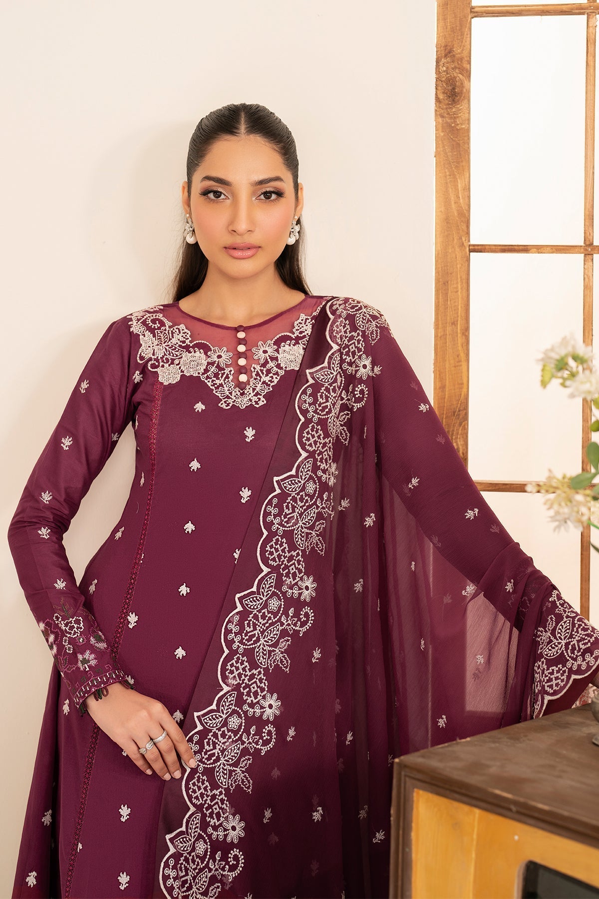 Zarif | Lamhay Luxury Eid Lawn 25 | 08 TEHMEEN L Berry Lawn