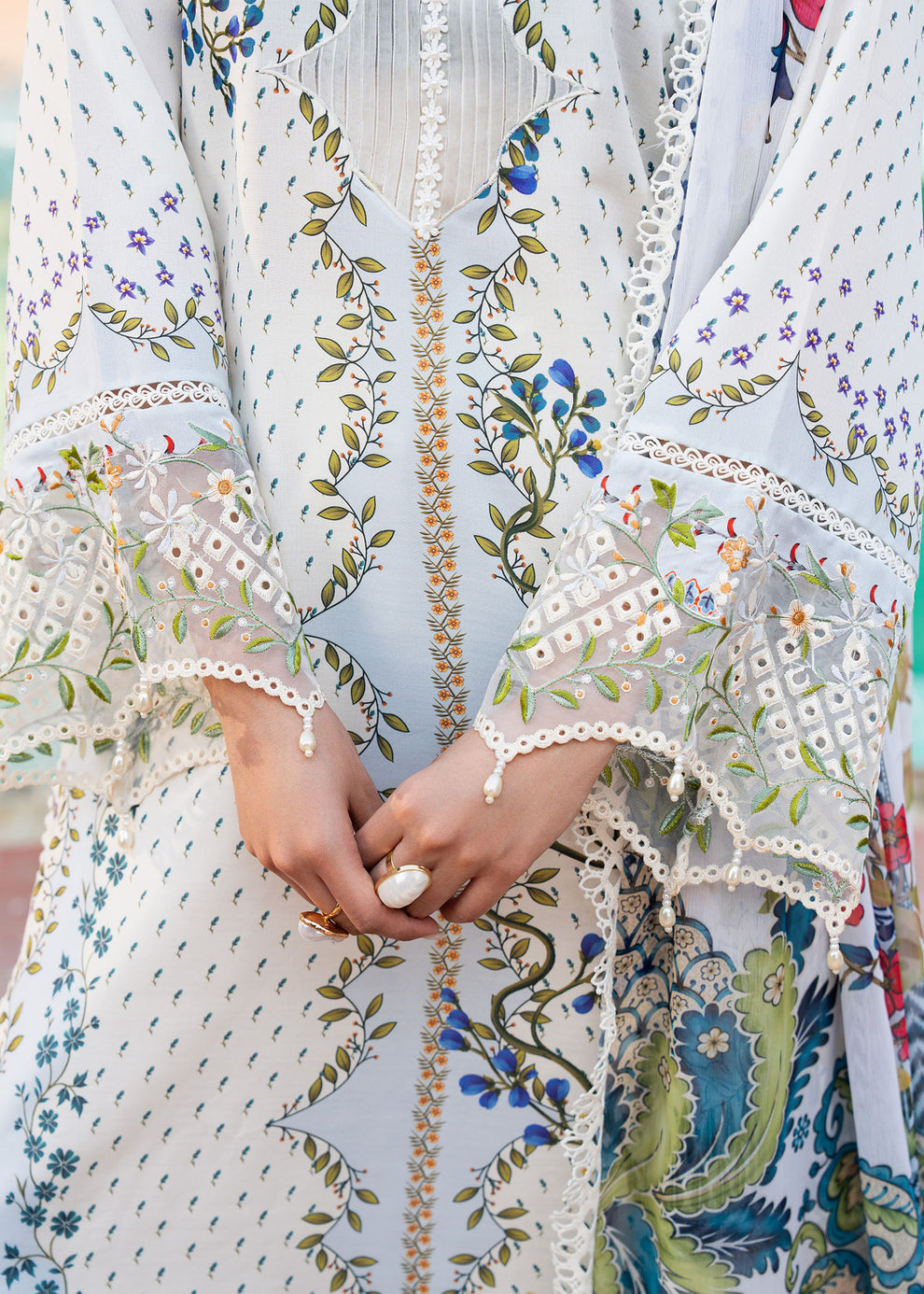 Sardinia | Coctail 25 | PINA COLADA M Ivory Lawn