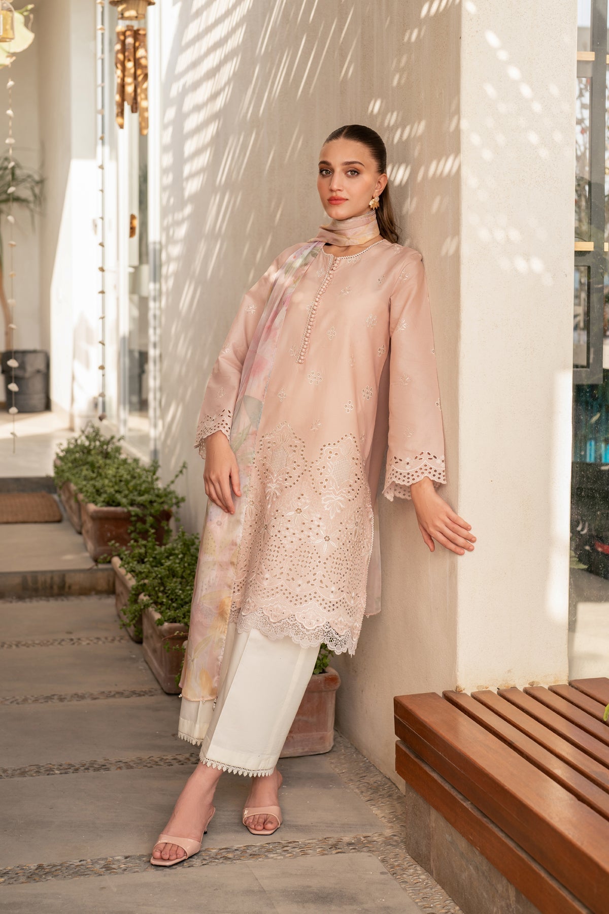 Xenia Formals | Summer Away 25 | FLAMINGO L Pale Peach Lawn