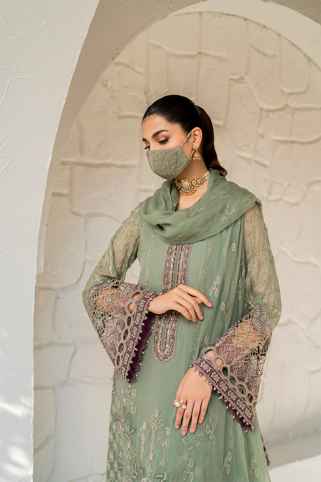Flossie | Naqsh Formals | S-1406 L Greenish Gray Chiffon