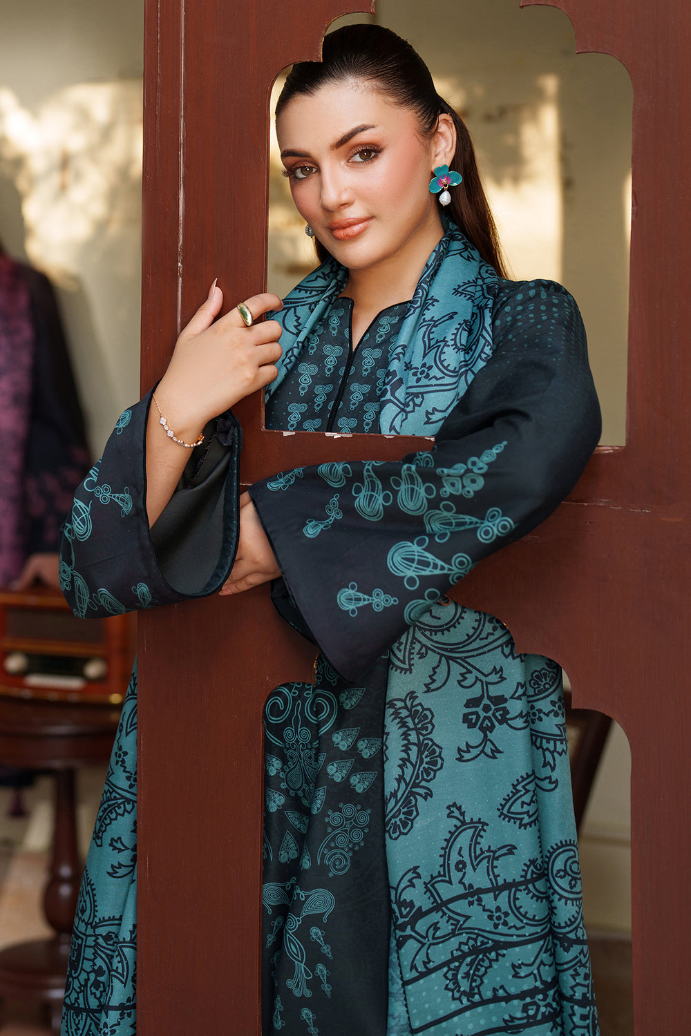 Jazmin | Winter 25 | UW-0181 Z - Pakistani Designer Dress - by Jazmin - Type : Ladies Clothes - 100% Original at Saira Sultan