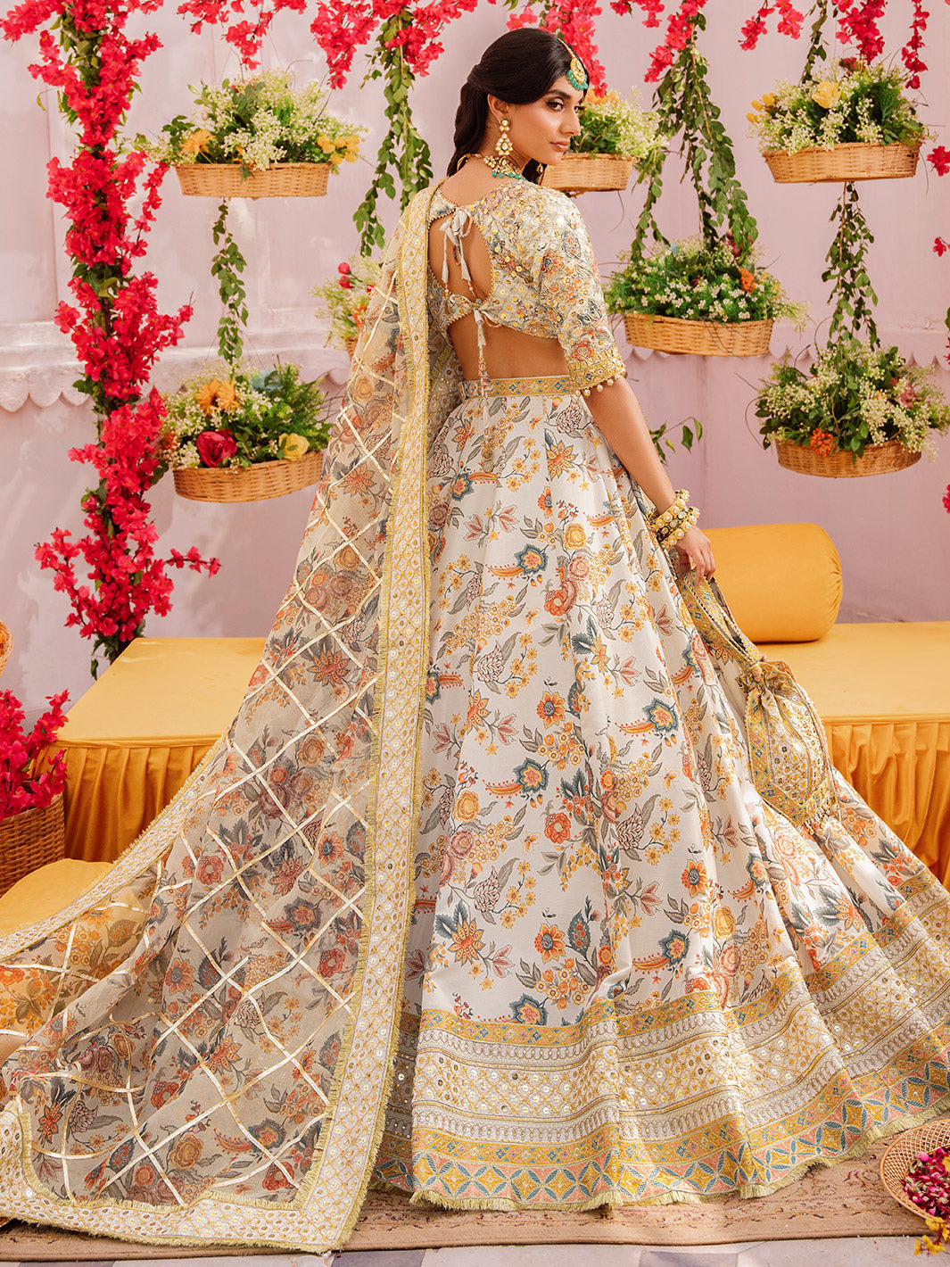 Faiza Faisal | Heeriye Luxury Formals | Saira - Pakistani Designer Dress - by Faiza Faisal | Type: Bridal - 100% Original at Saira Sultan