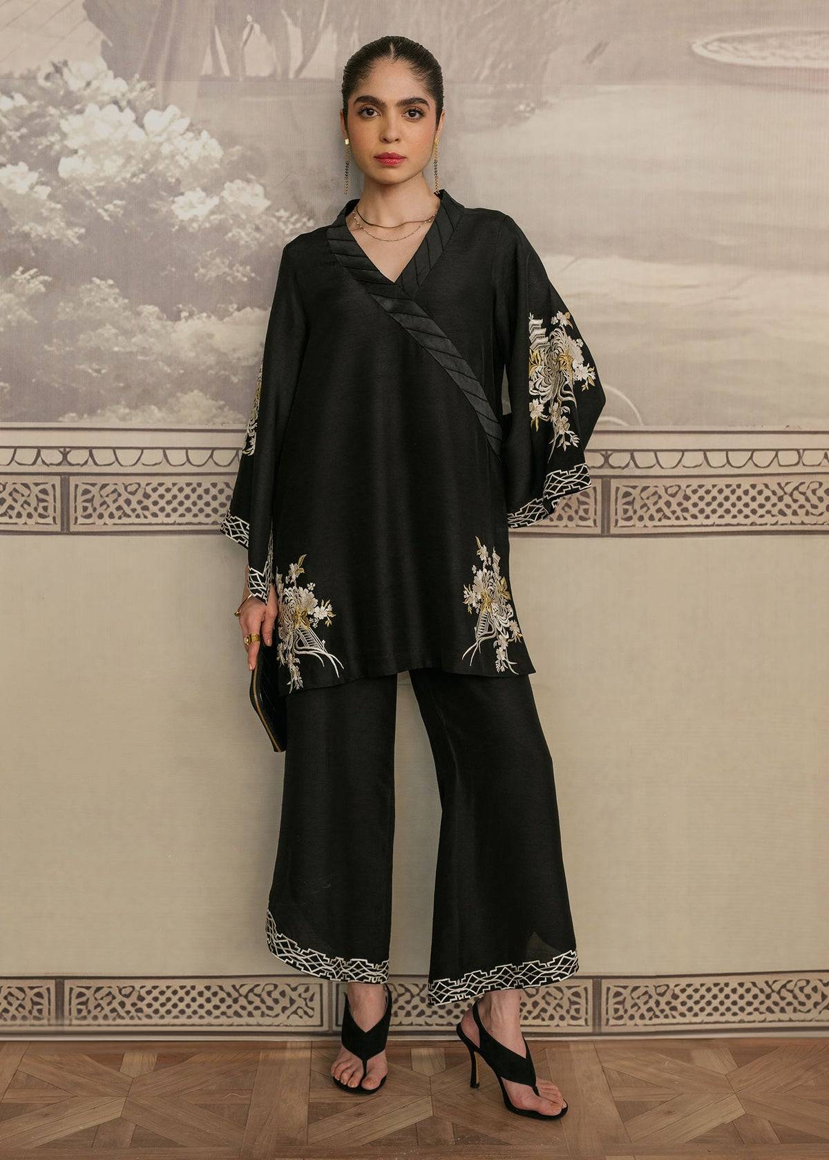 Mahgul | Samara Pret | Noormah - Pakistani Designer Dress - by Mahgul | Type: Ladies Clothes - 100% Original at Saira Sultan