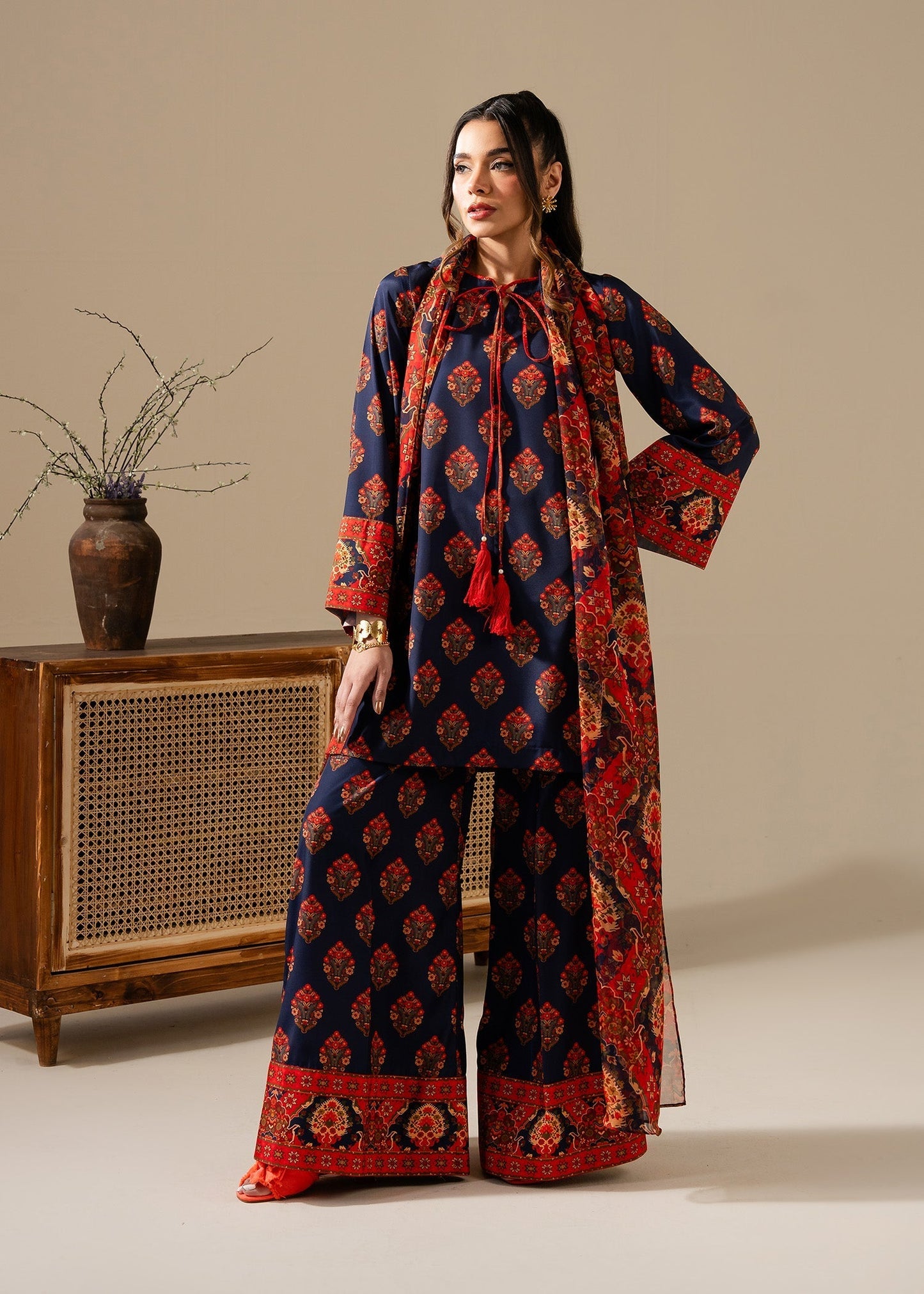 Maria Osama Khan | Retro Vol 3 | Milania XS Navy Blue Grip Silk
