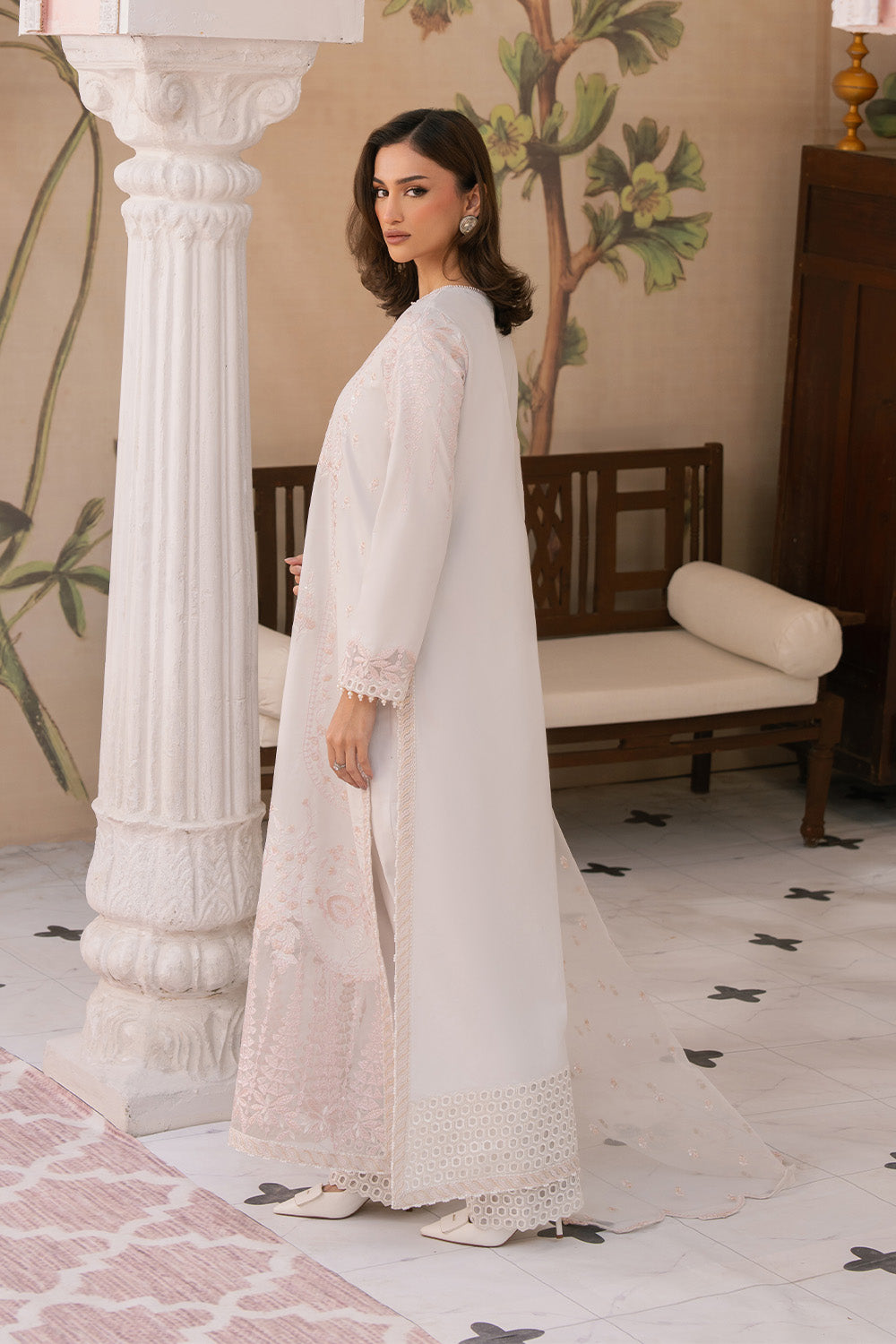 Maryum N Maria | Eid Luxury Lawn 25 | AREZOO - MS50153 S White Lawn