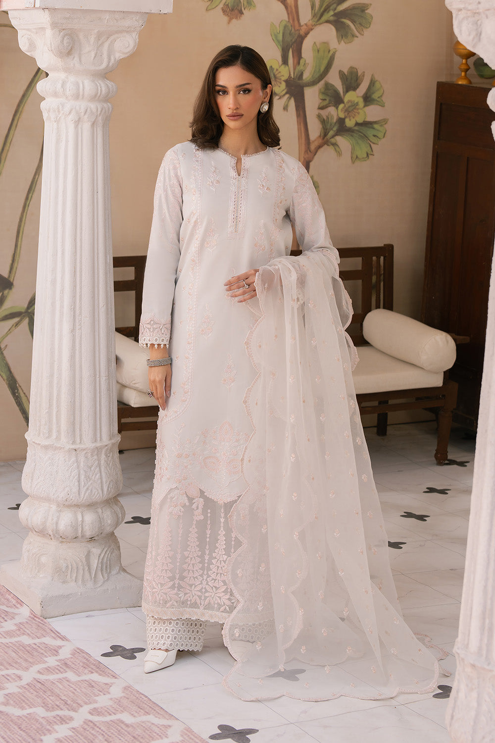 Maryum N Maria | Eid Luxury Lawn 25 | AREZOO - MS50153 XS White Lawn