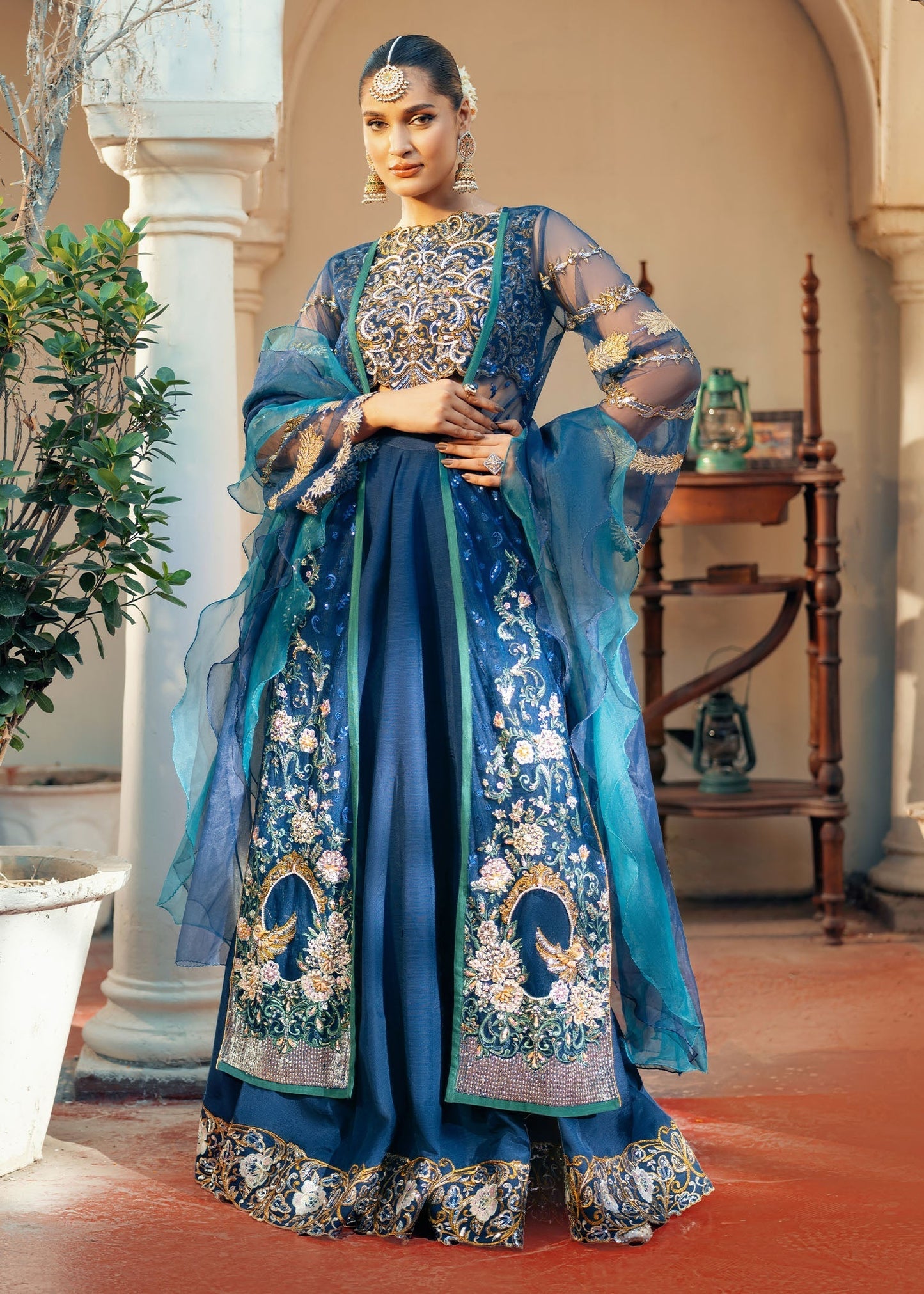 Jamnii | Noor e Nazakat | Shehzadi XL Navy Blue Raw Silk
