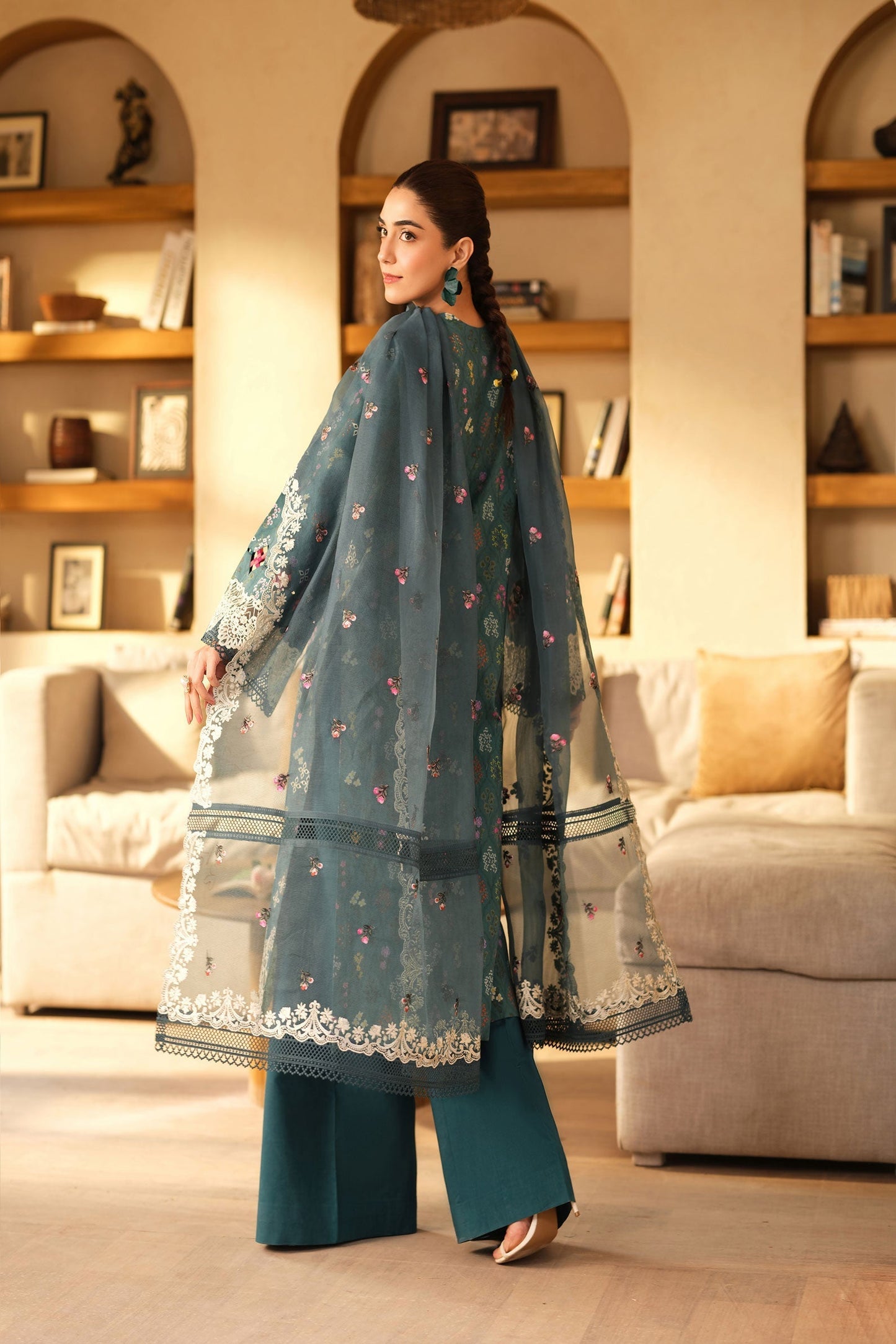 Maryam Hussain | Luxury Lawn 25 | Seashell S Emerald Green Lawn