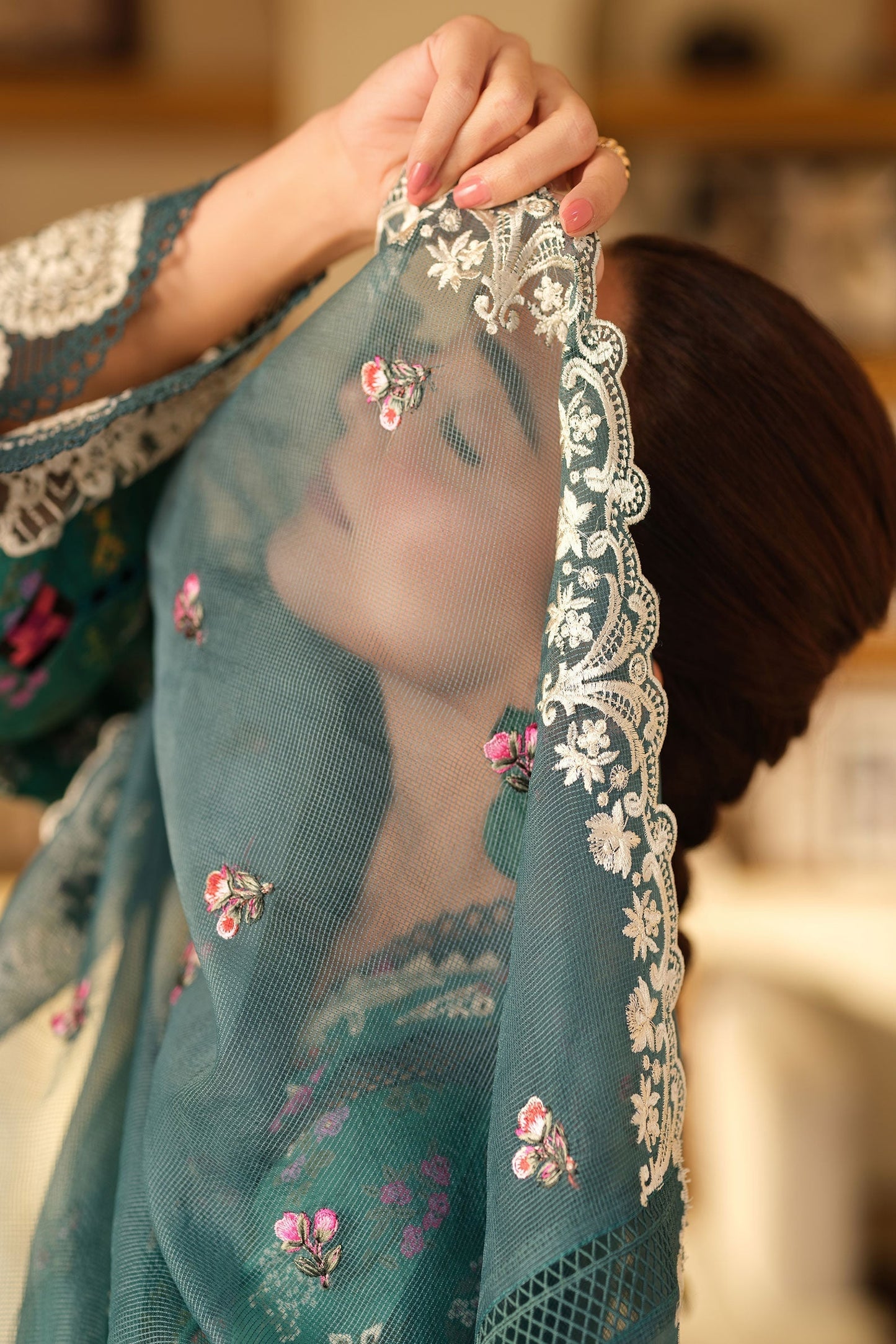 Maryam Hussain | Luxury Lawn 25 | Seashell Custom Size Emerald Green Lawn