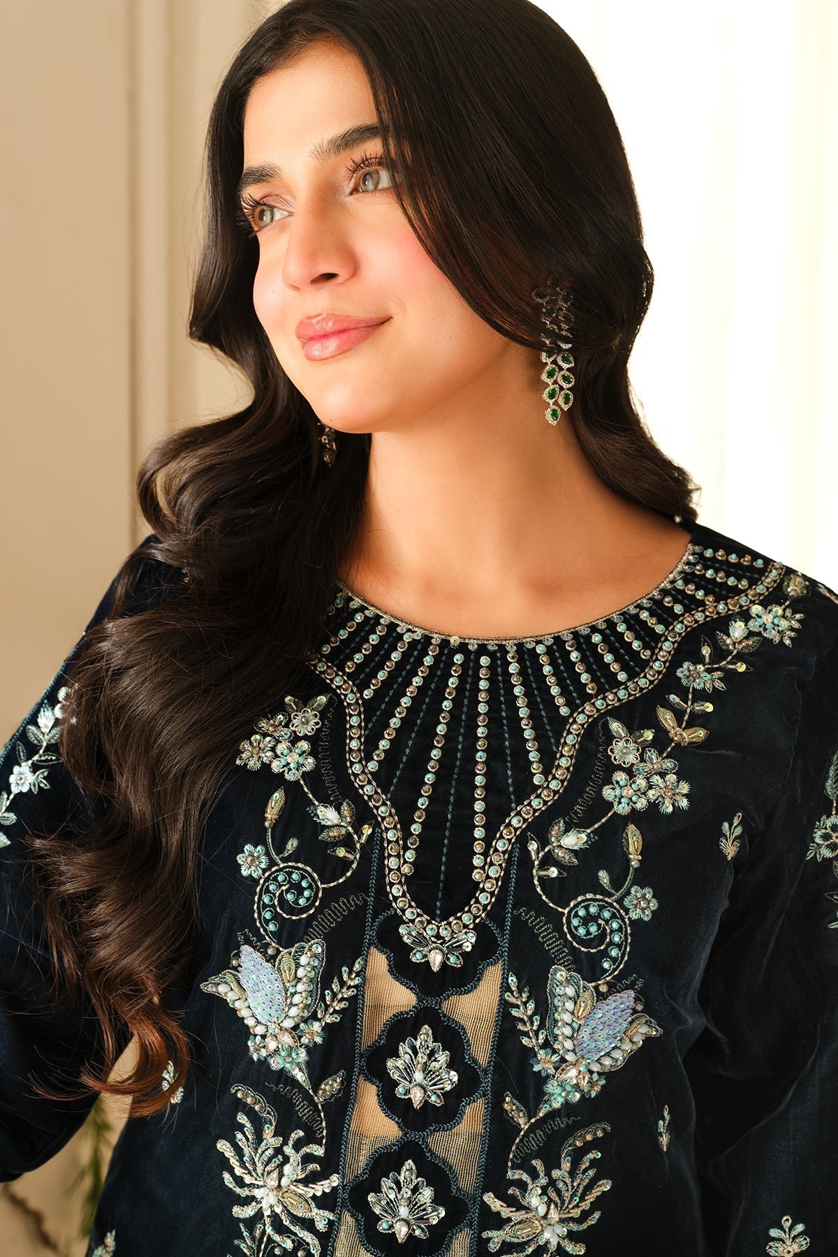 Raeesa Premium | Sheen Luxury Velvet | Zeve L Midnight Blue Velvet
