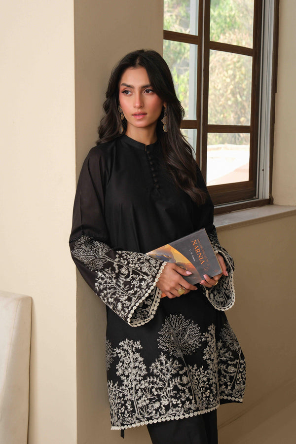 Noor by Saadia Asad | Noor Pret 25 | D1 - Midnight Charm - Pakistani Designer Dress - by Noor by Saadia Asad - Type : Ladies Clothes - 100% Original at Saira Sultan