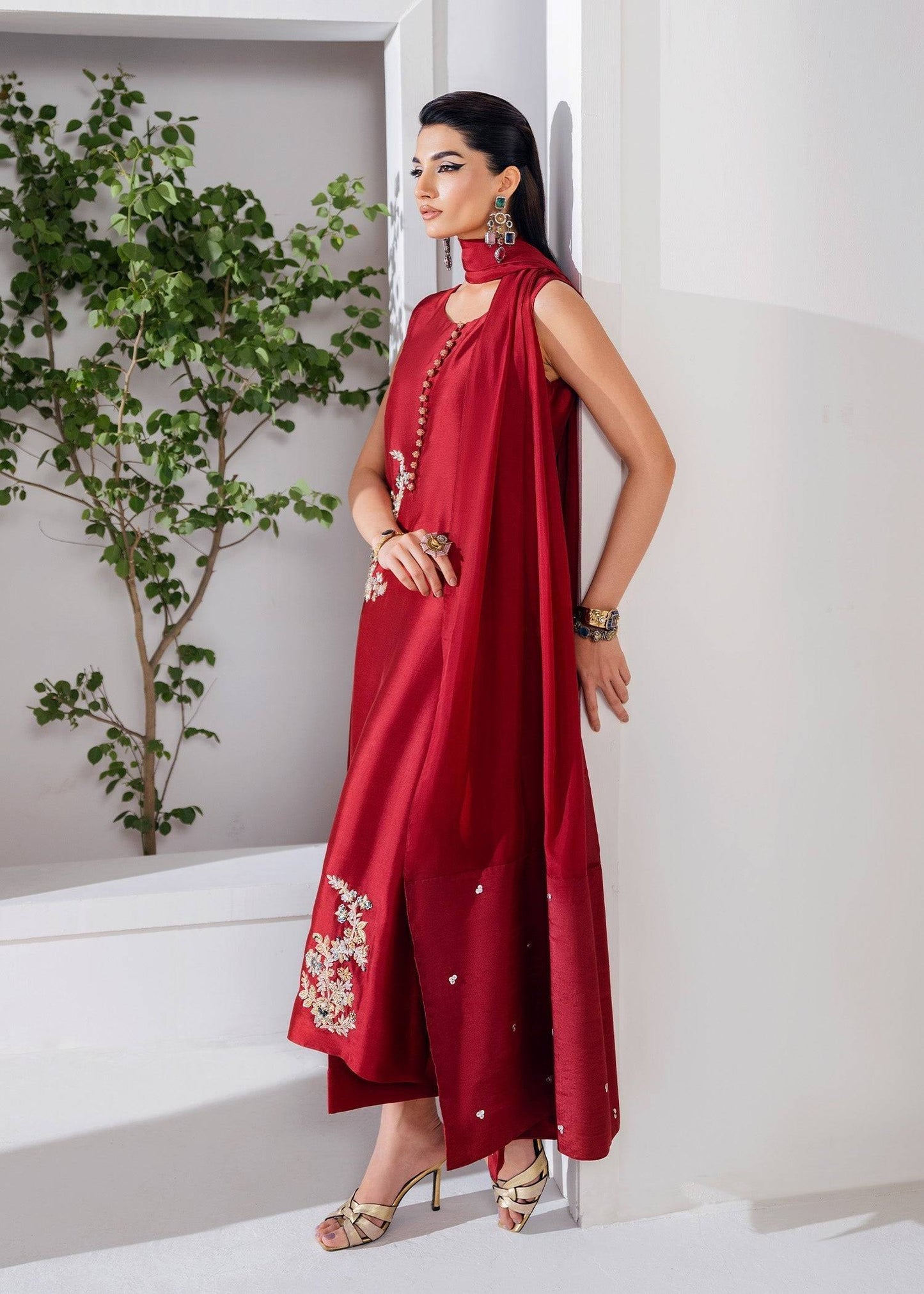 Mahum Asad | The Remix Edit | Pop - Pakistani Designer Dress - by Mahum Asad | Type: Ladies Clothes - 100% Original at Saira Sultan
