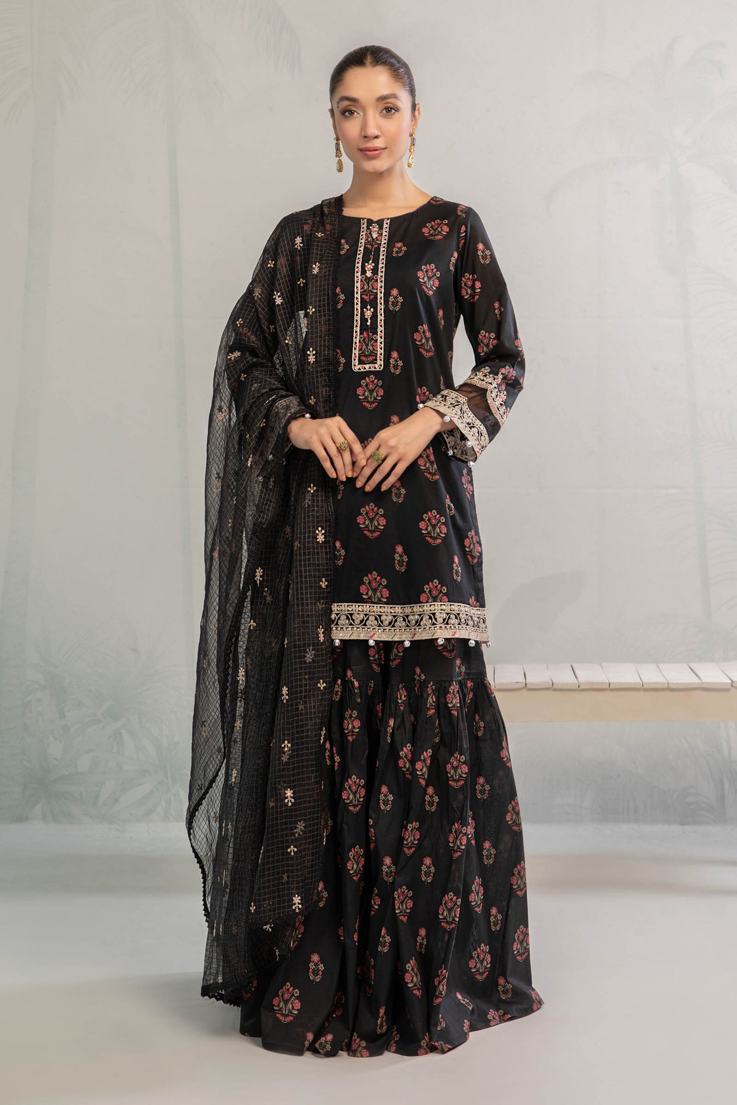 Maira B | Ready to Wear | DW-EA23-06R1 XS Black