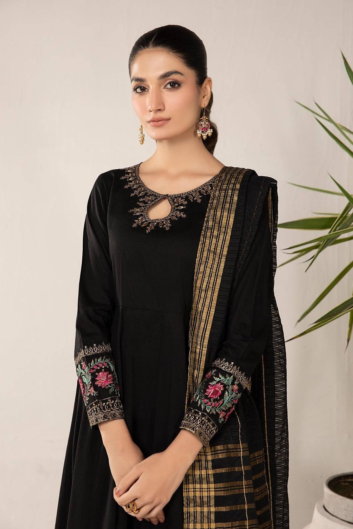 Maria B | Casual Pret 2024 | DW-EF24-115 - Pakistani Designer Dress - by Maria B | Type: Casuals - 100% Original at Saira Sultan