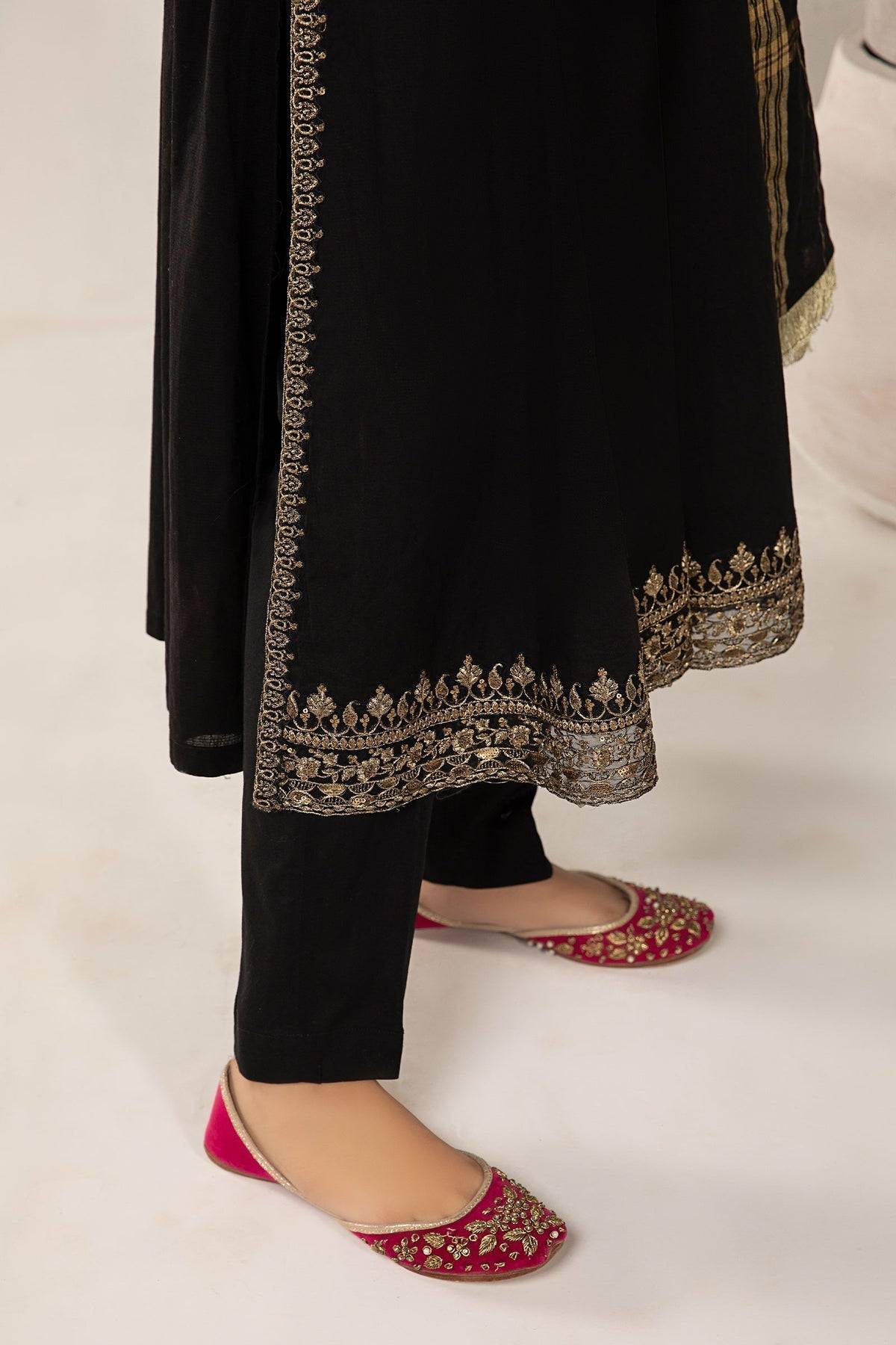 Maria B | Casual Pret 2024 | DW-EF24-115 - Pakistani Designer Dress - by Maria B | Type: Casuals - 100% Original at Saira Sultan