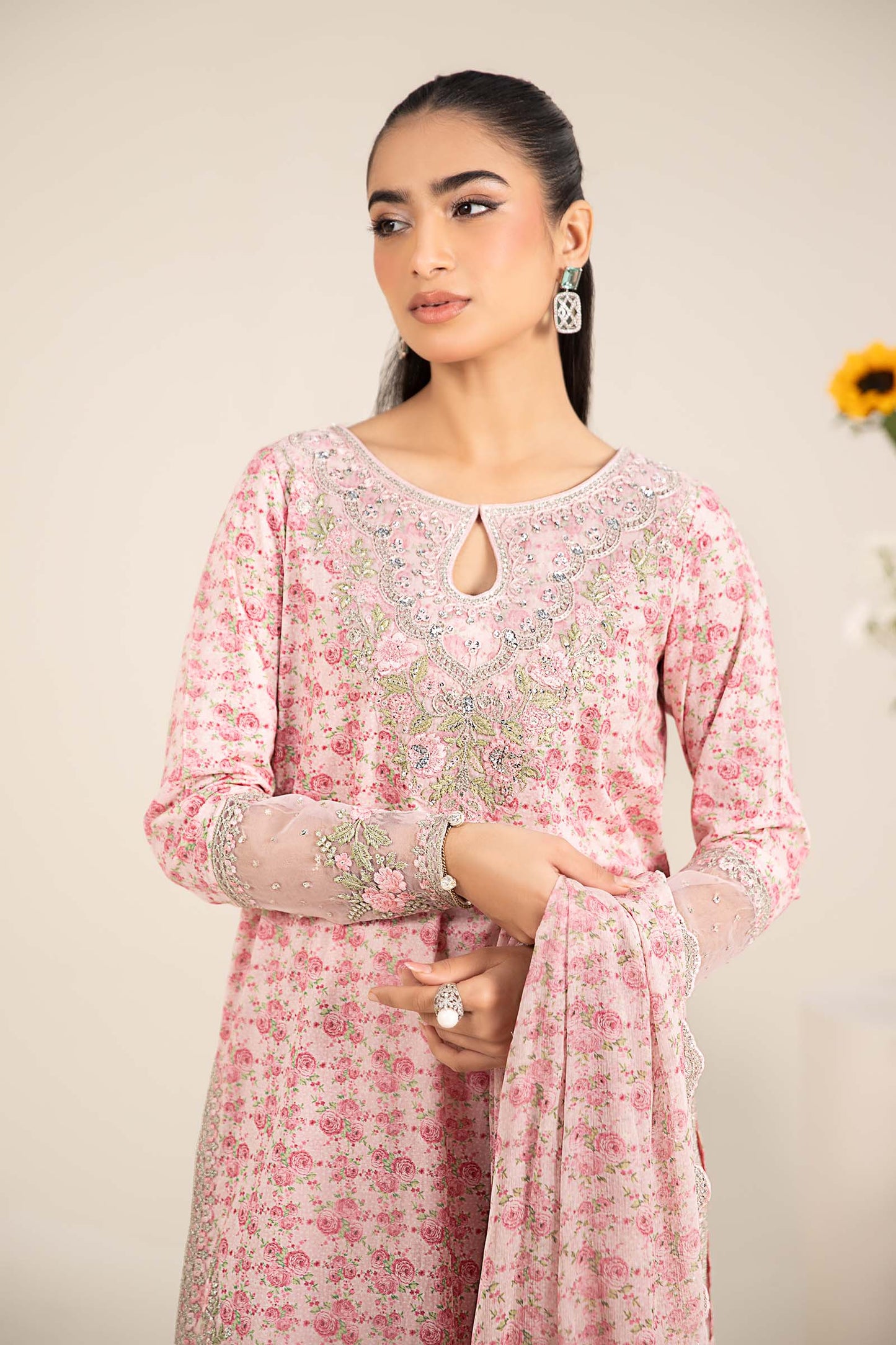 Maira B | Ready to Wear | DW-EF25-50 S Pink