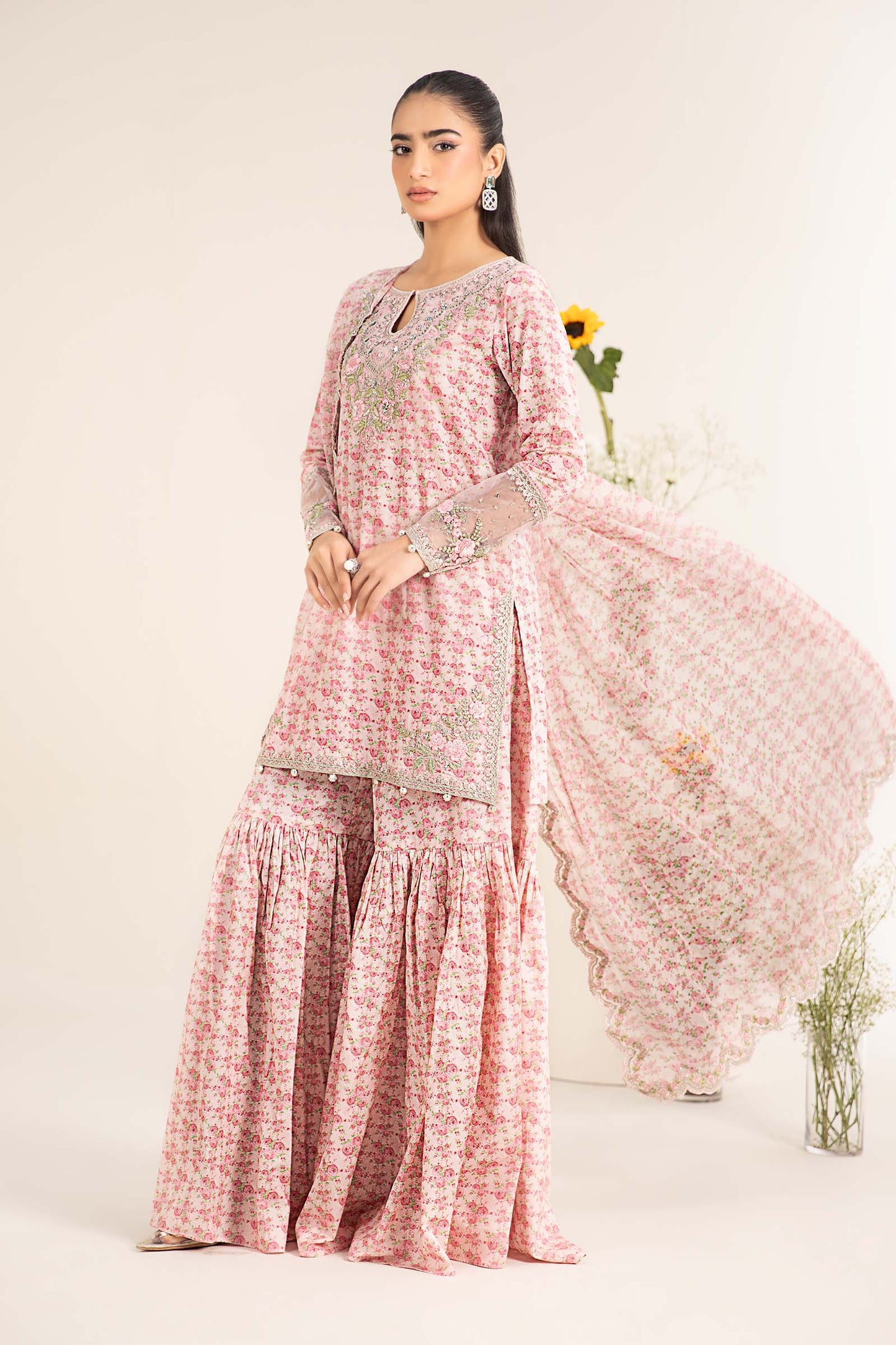 Maira B | Ready to Wear | DW-EF25-50 XL Pink