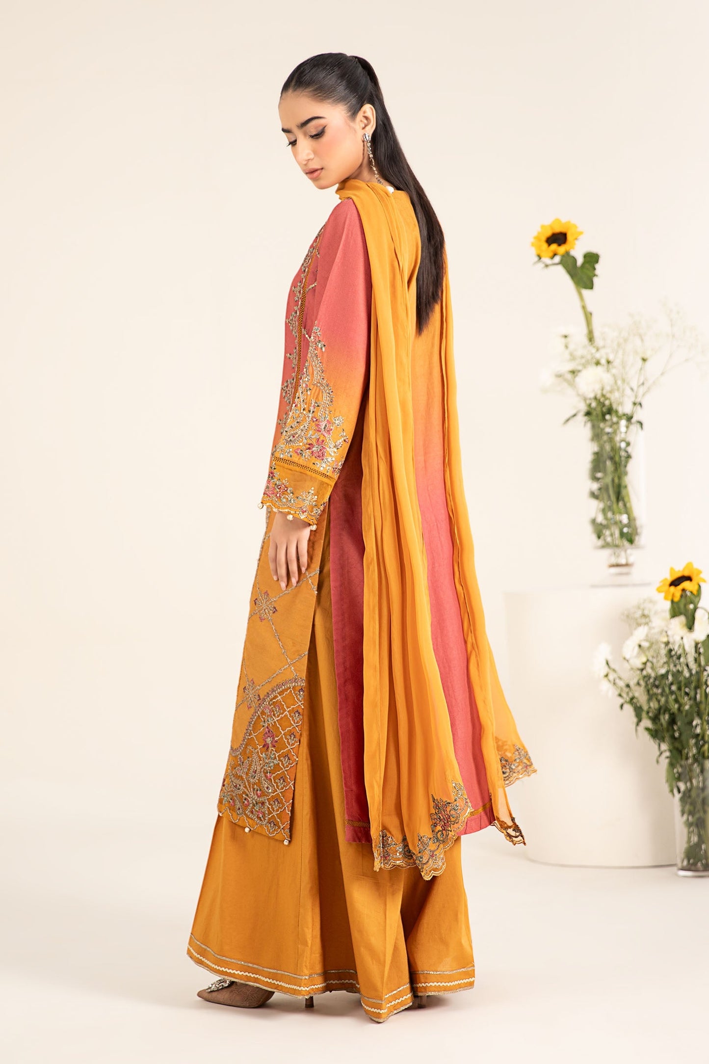 Maira B | Ready to Wear | DW-EF25-71