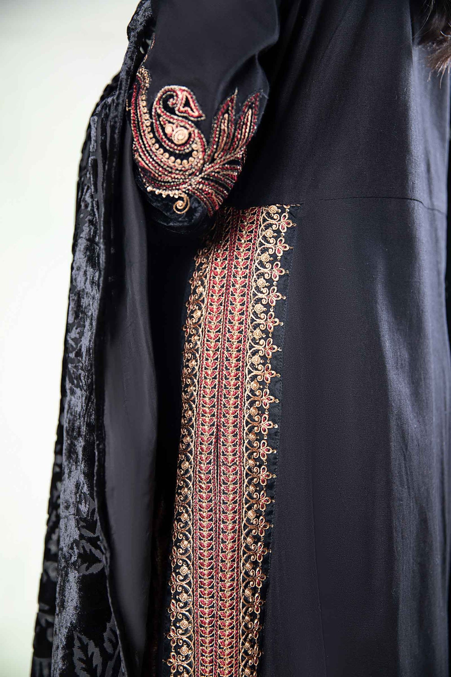 Maira B | Ready to Wear | DW-W24-146 M Black