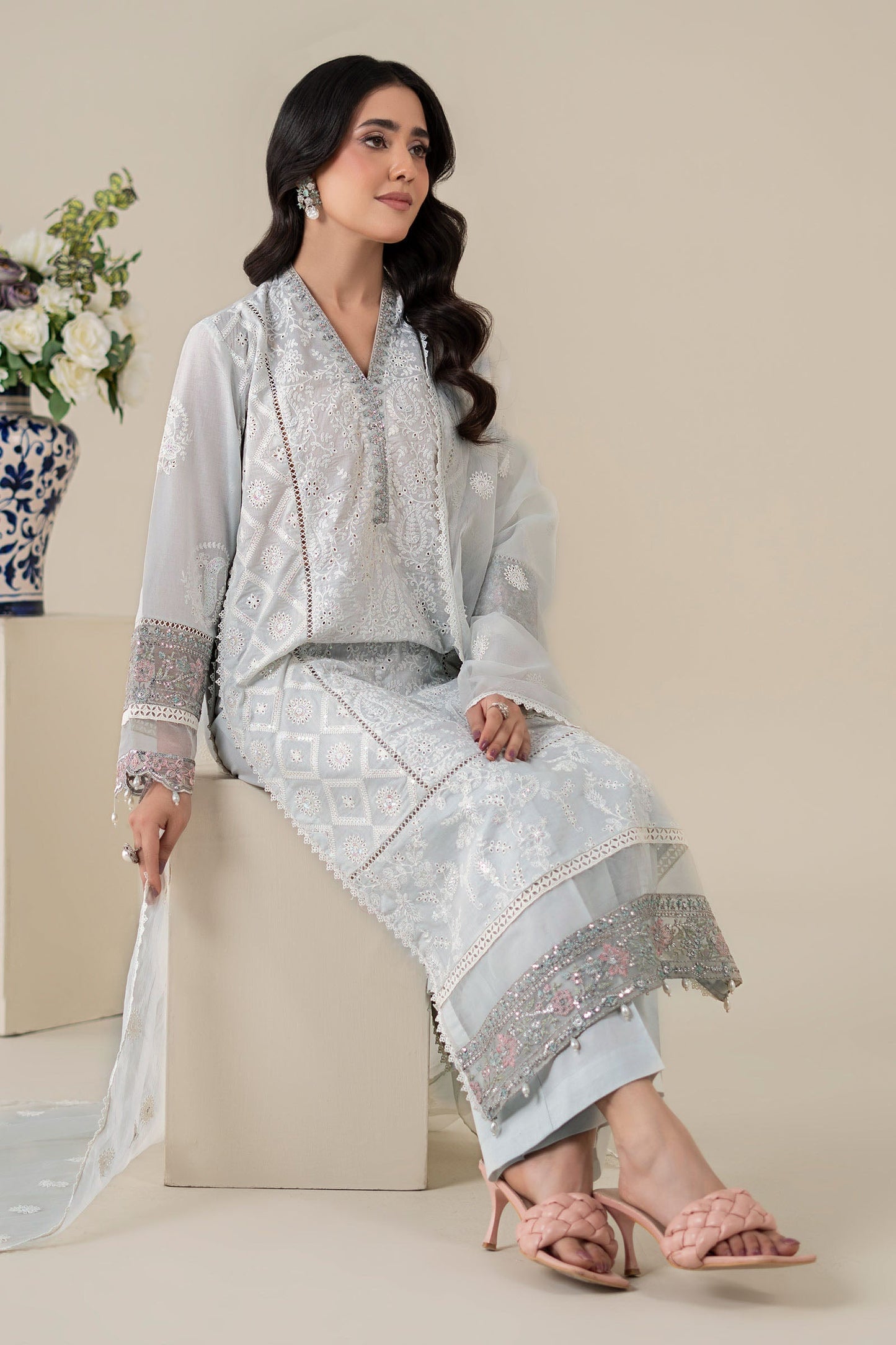 Maria B | Luxury Pret 25 | DW-EA25-86 L Gray Lawn