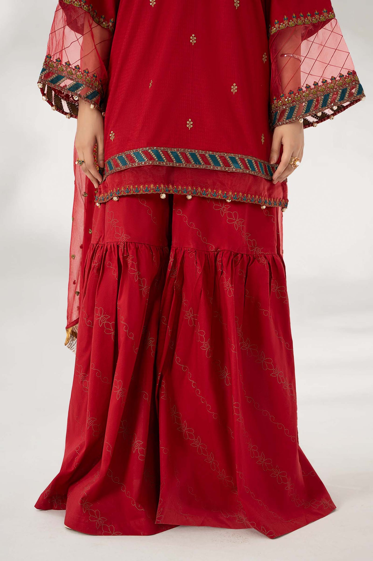 Maira B | Ready to Wear | DW-EF22-01R1 L Red