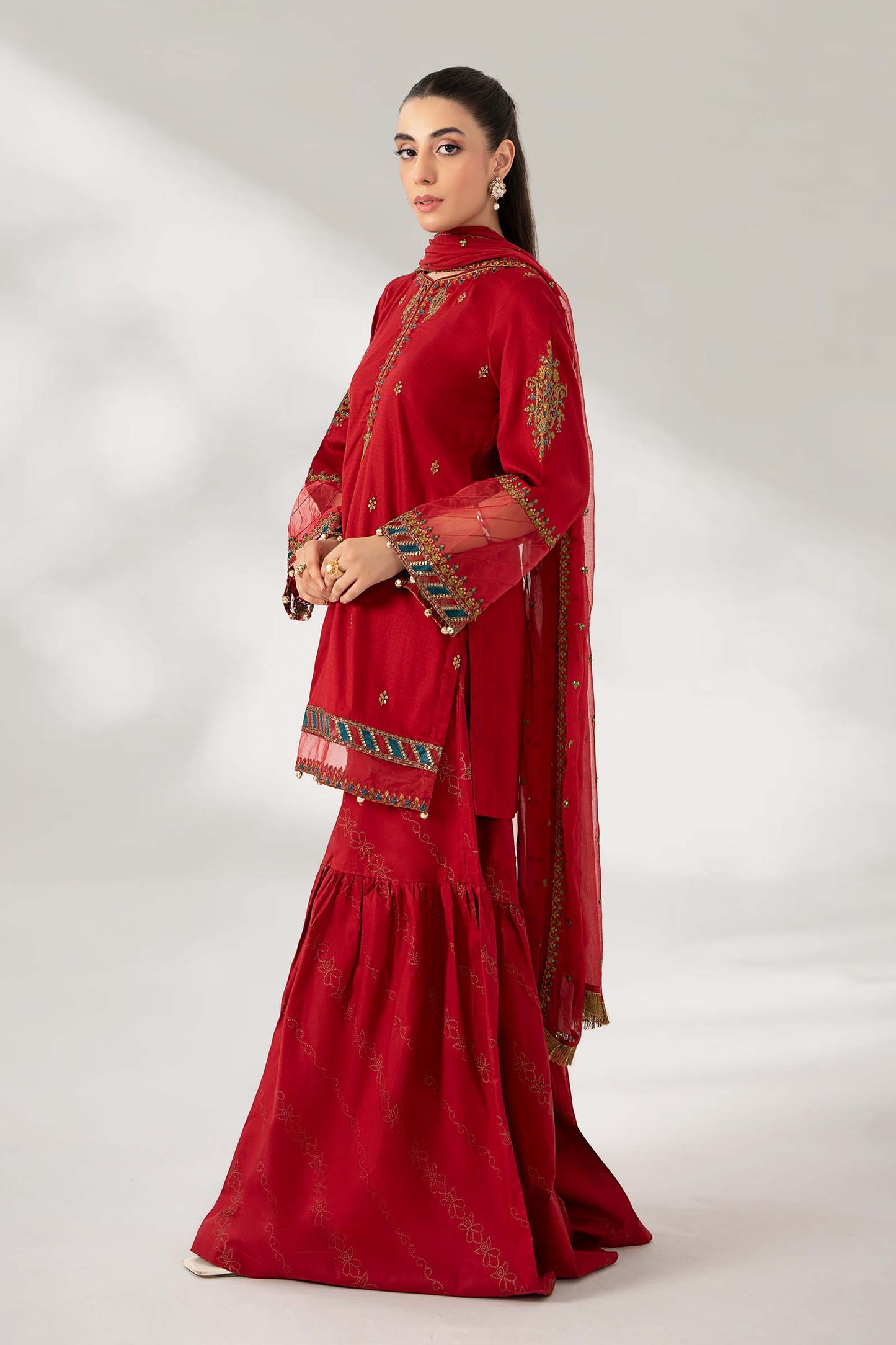 Maira B | Ready to Wear | DW-EF22-01R1 XL Red