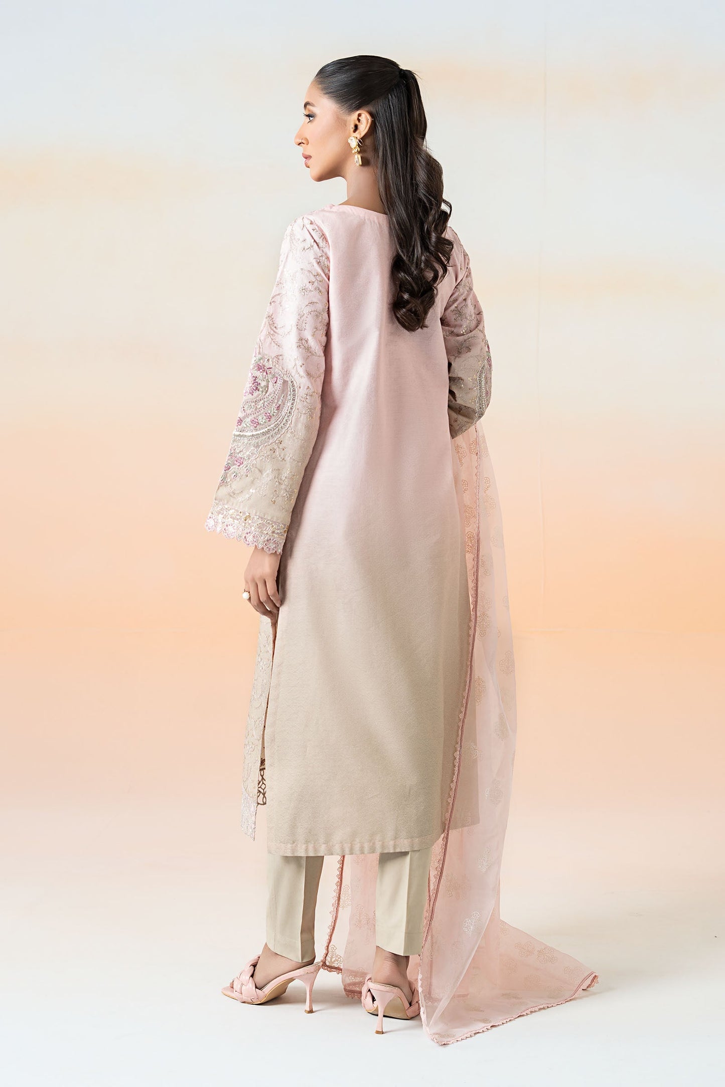 Maira B | Ready to Wear | DW-EF25-13