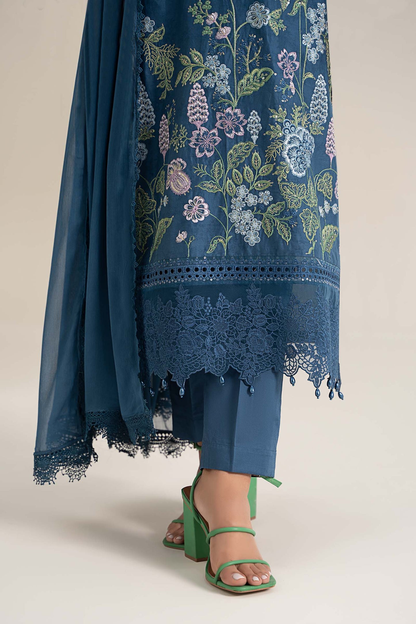Maira B | Ready to Wear | DW-EF25-45 XL Blue