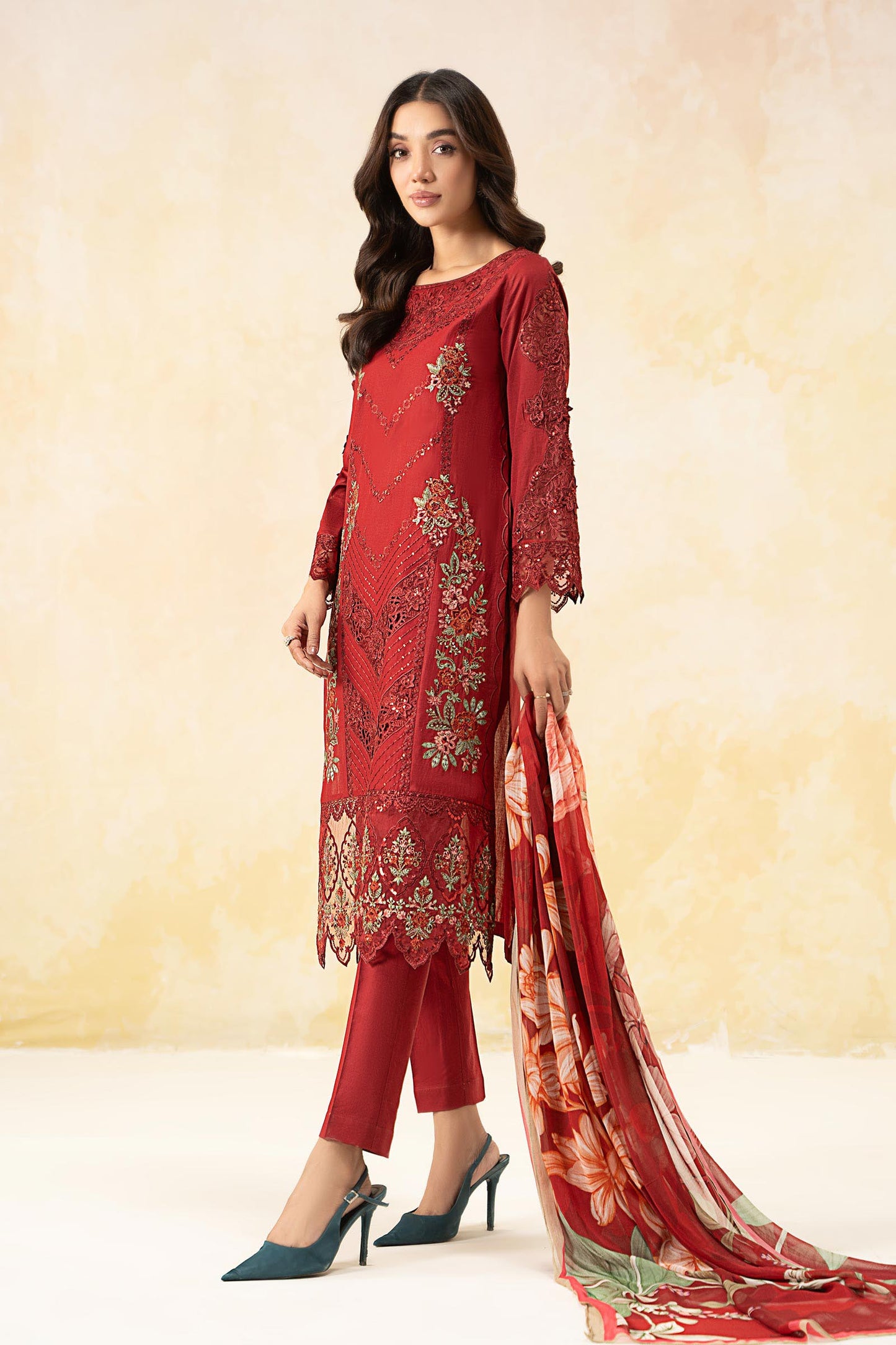 Maira B | Ready to Wear | DW-EF25-53 XS Red