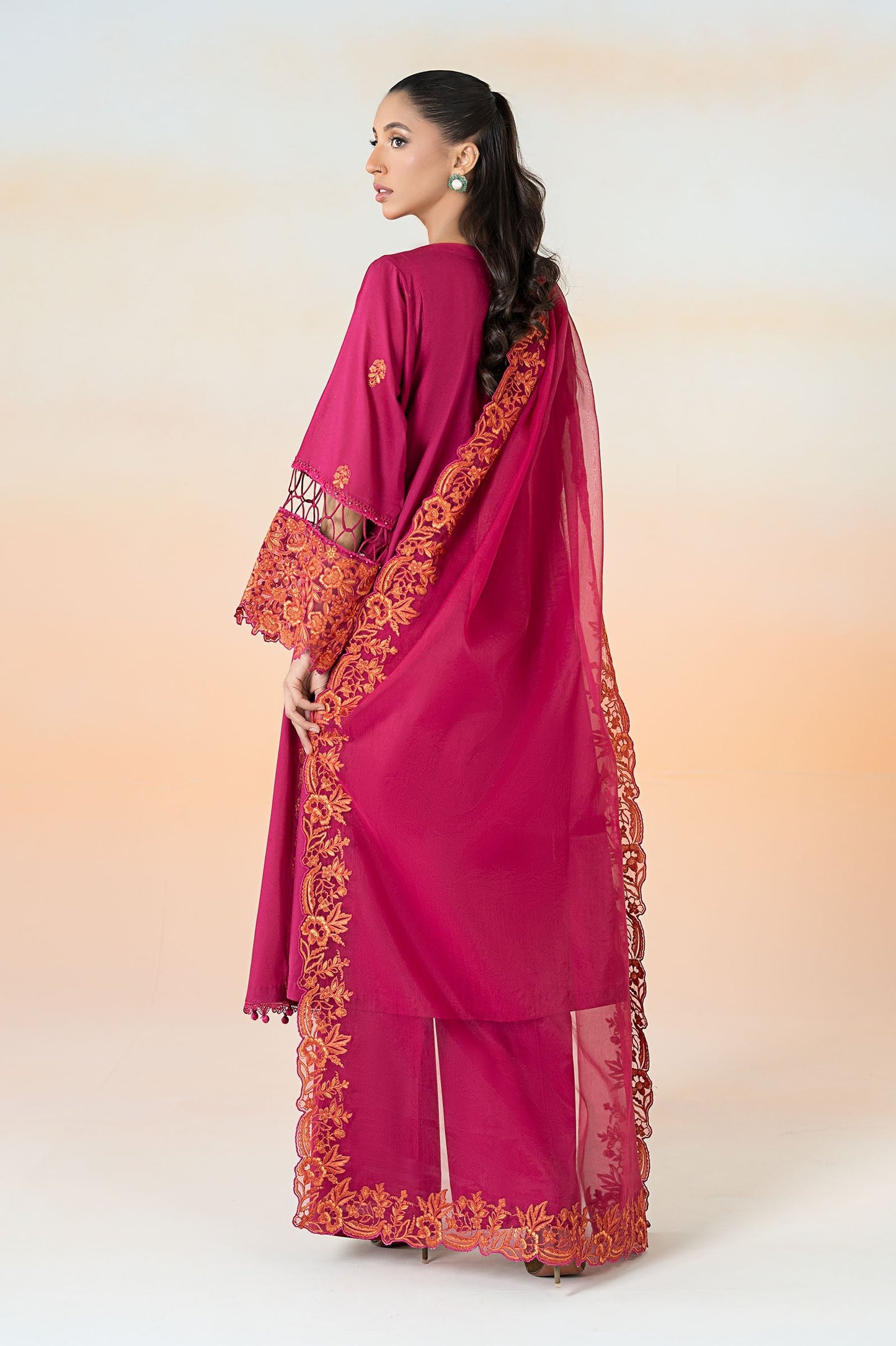 Maira B | Ready to Wear | DW-EF25-95