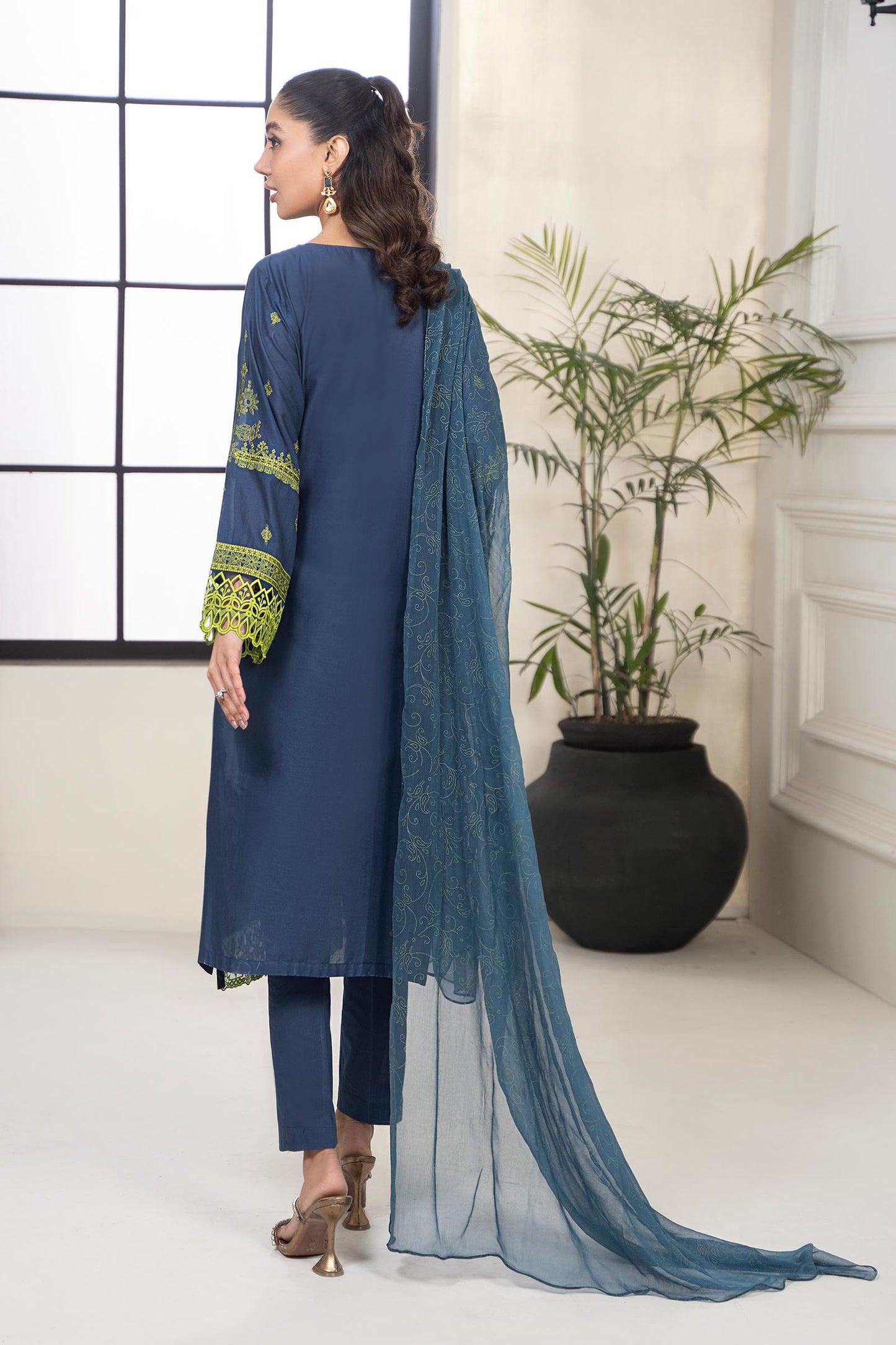 Maira B | Ready to Wear | DW-EF24-103