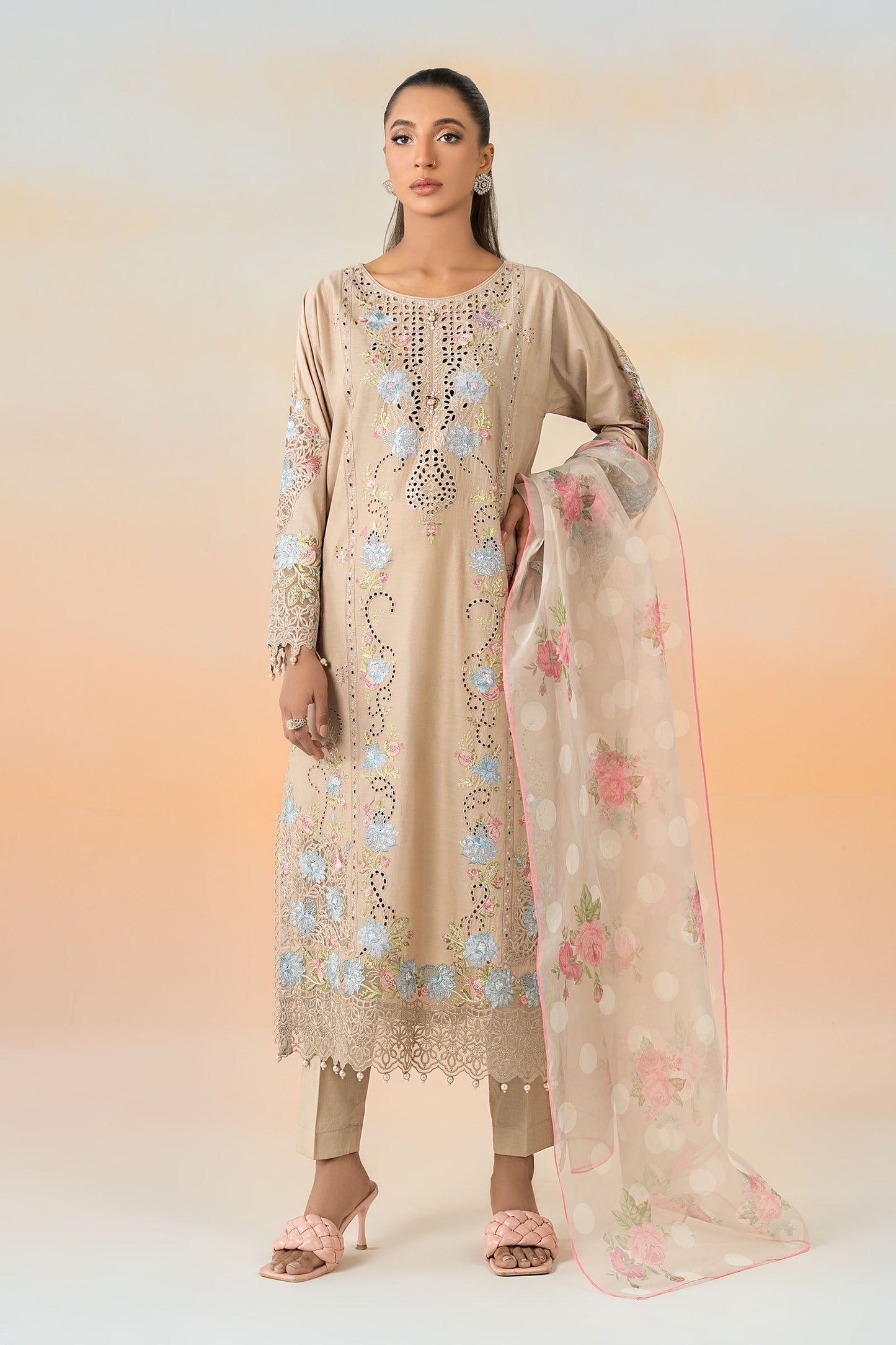 Maira B | Ready to Wear | DW-EF25-05 XS Beige