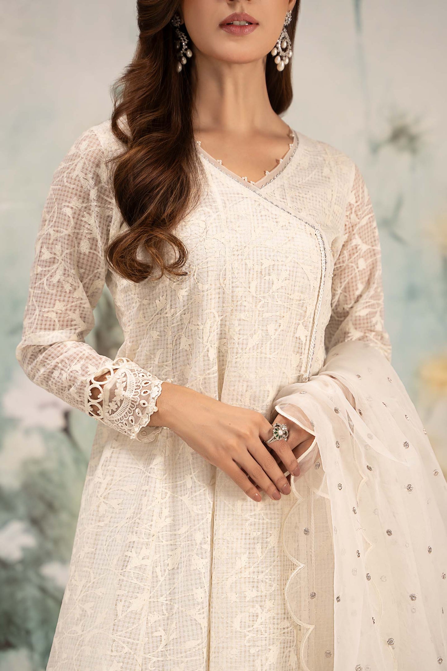 Maira B | Ready to Wear | DW-EF25-101 XL White