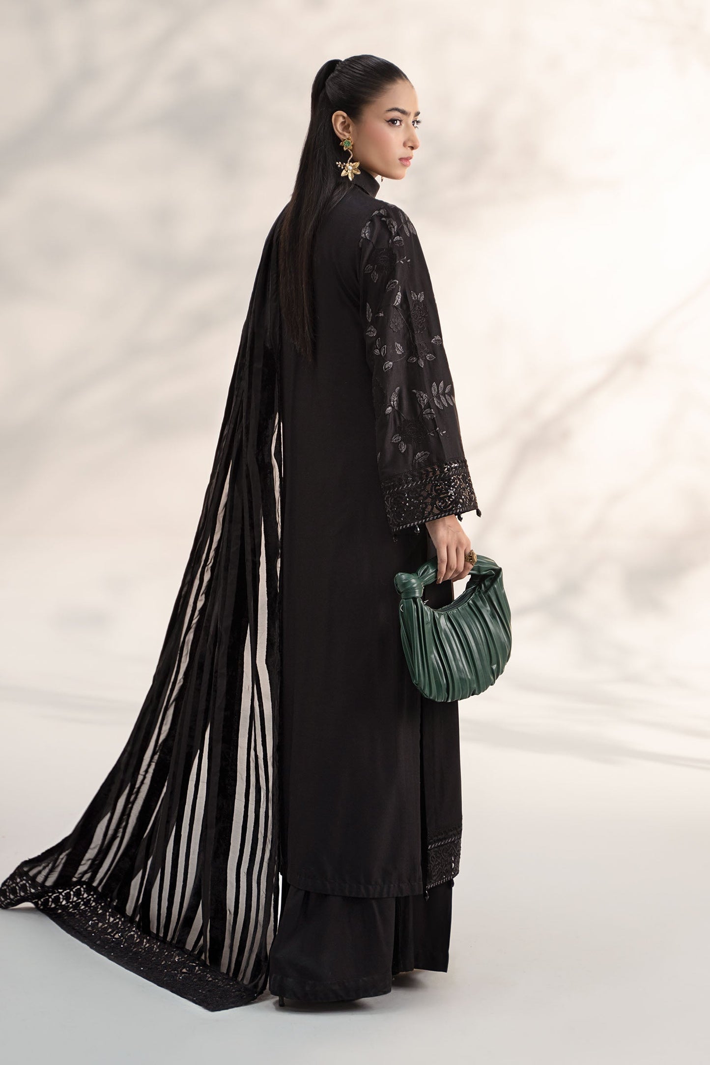 Maira B | Ready to Wear | DW-W24-103 XL Black