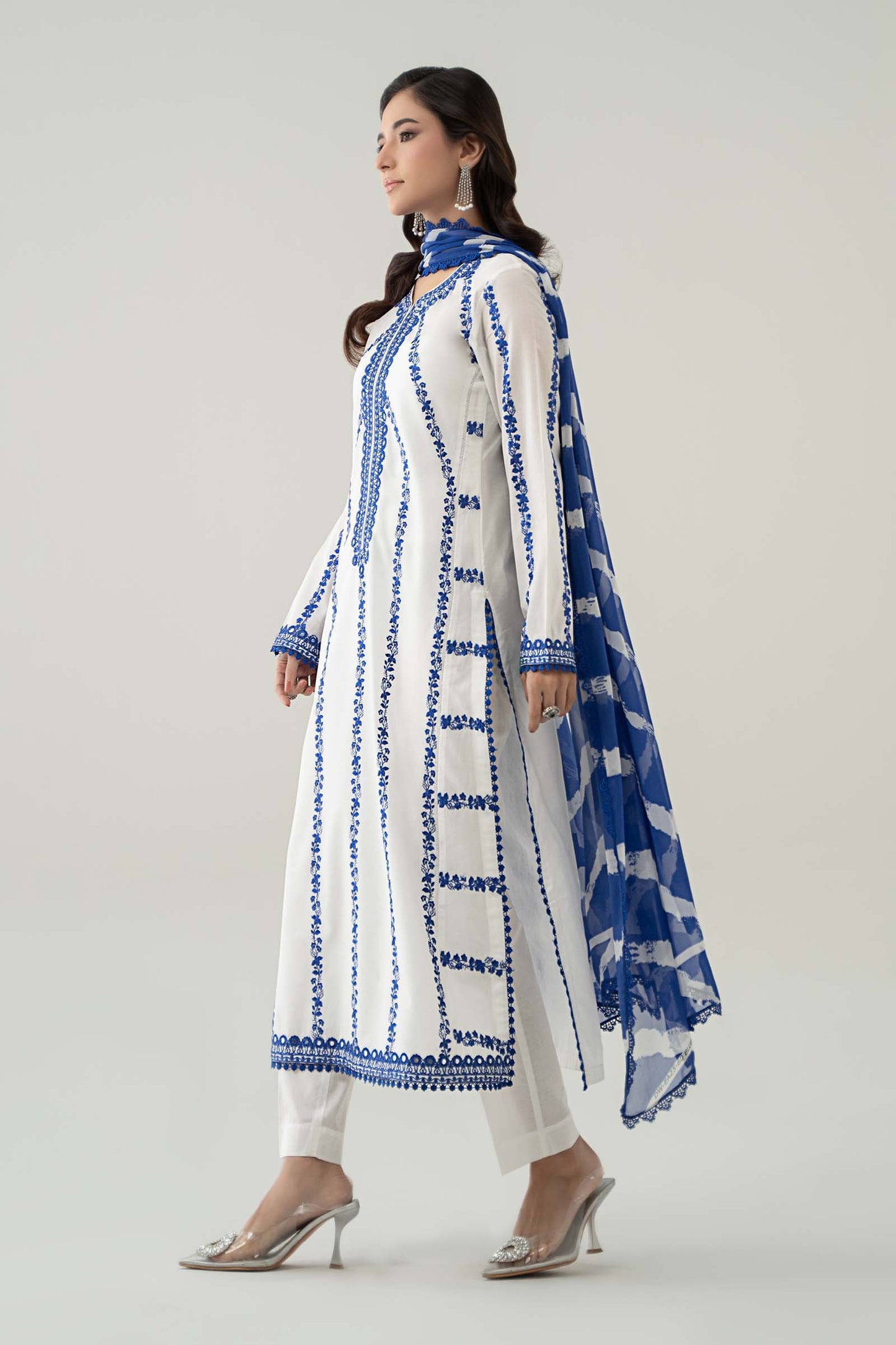 Maria B | Luxury Pret 25 | DW-EA25-60 L White Lawn