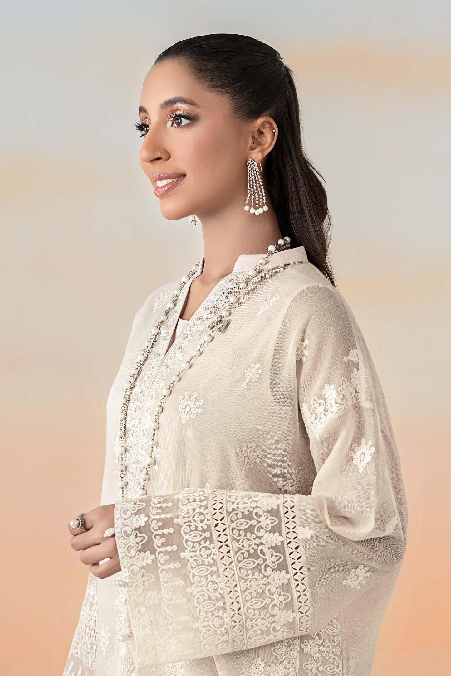 Maira B | Ready to Wear | DW-EF25-92 S White