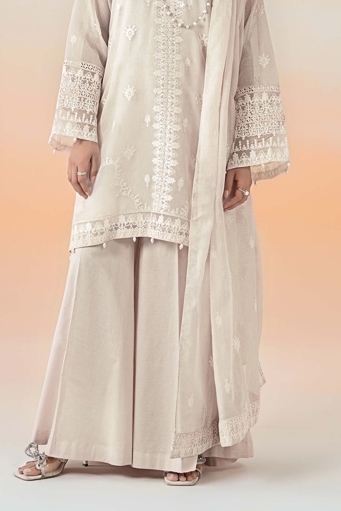 Maira B | Ready to Wear | DW-EF25-92 L White