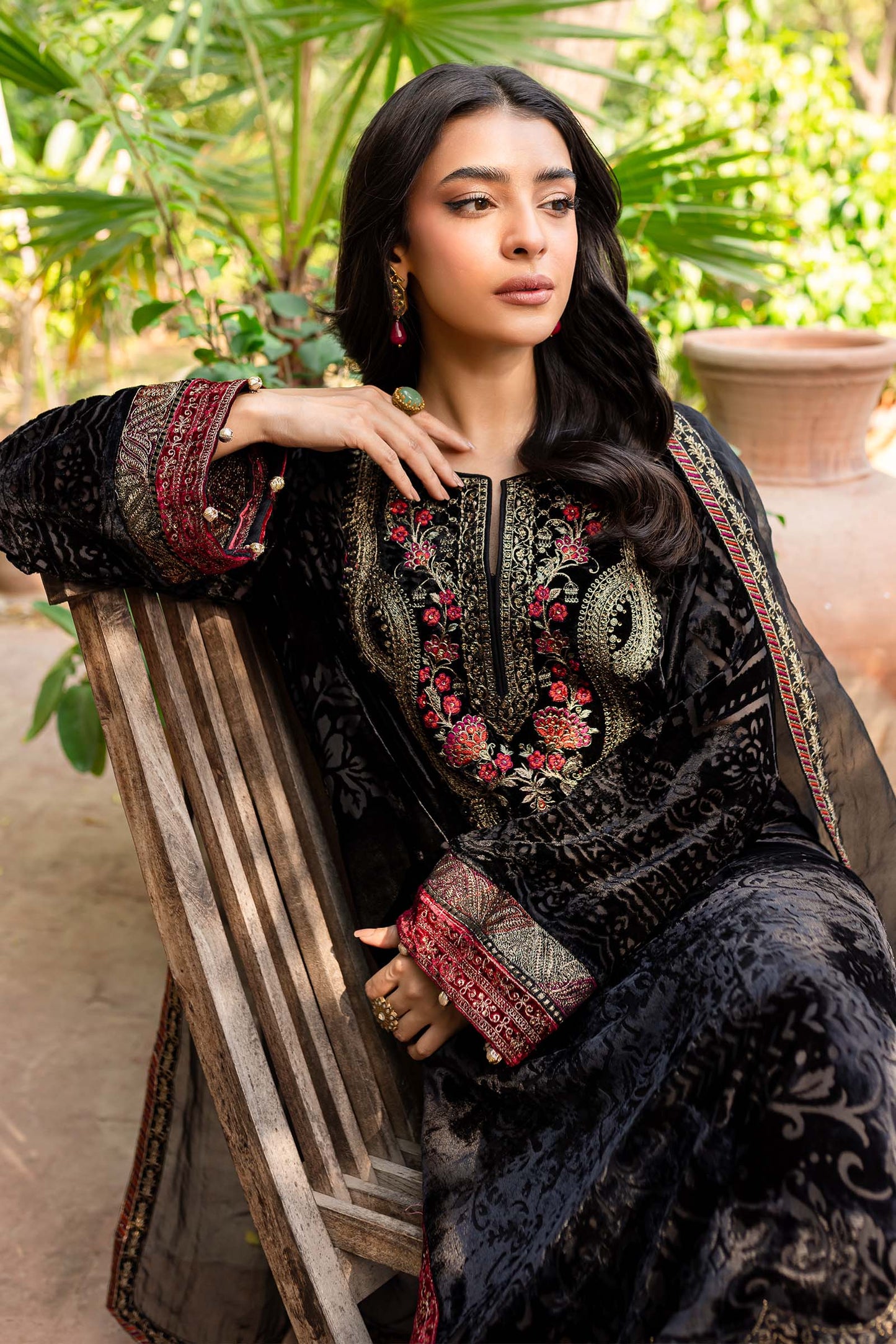 Maira B | Ready to Wear | DW-W24-174 M Black