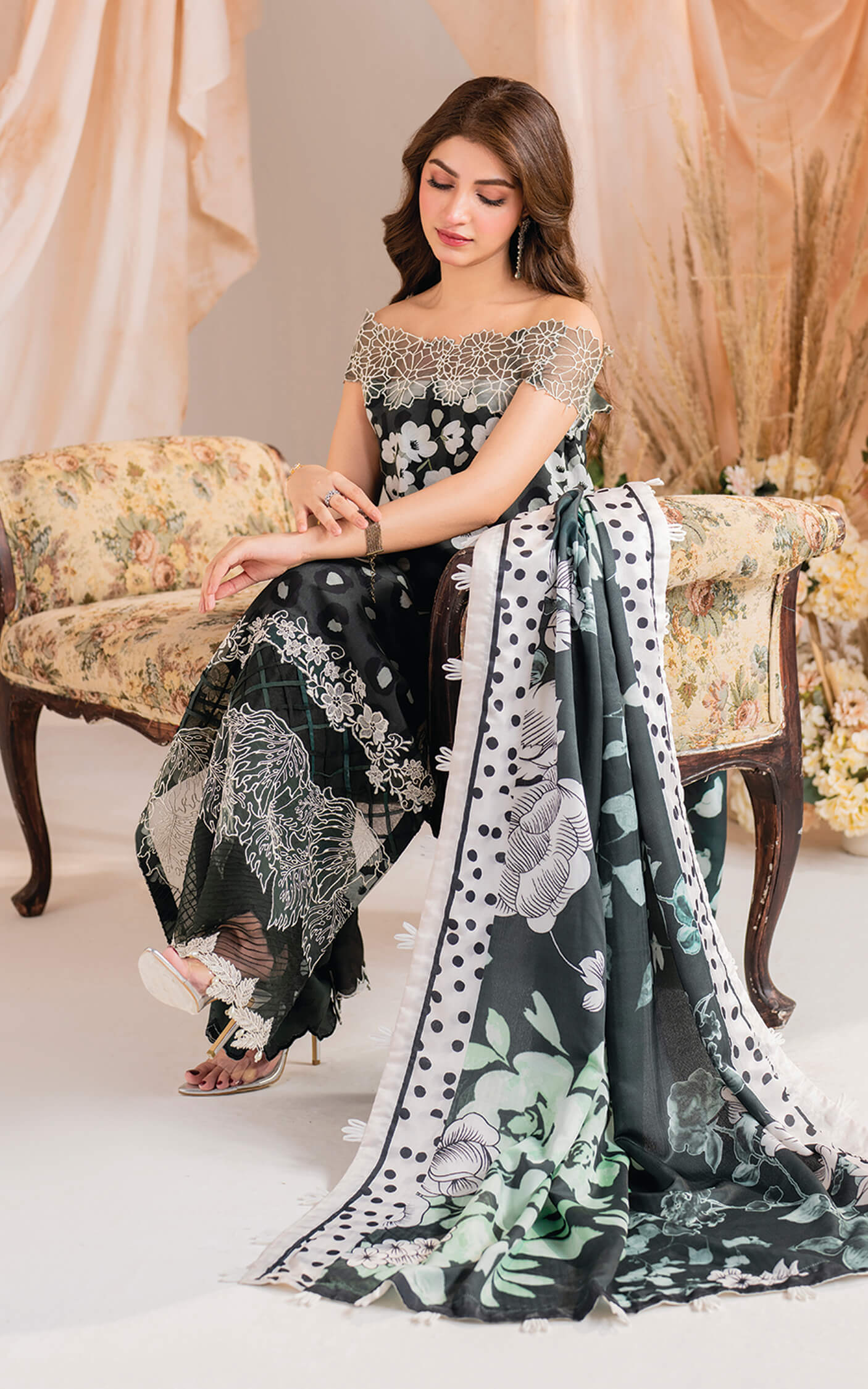 Asifa and Nabeel | Winter Meraki 24 | Dusk-MW-07 - Pakistani Designer Dress - by Asifa and Nabeel | Type: Ladies Clothes - 100% Original at Saira Sultan