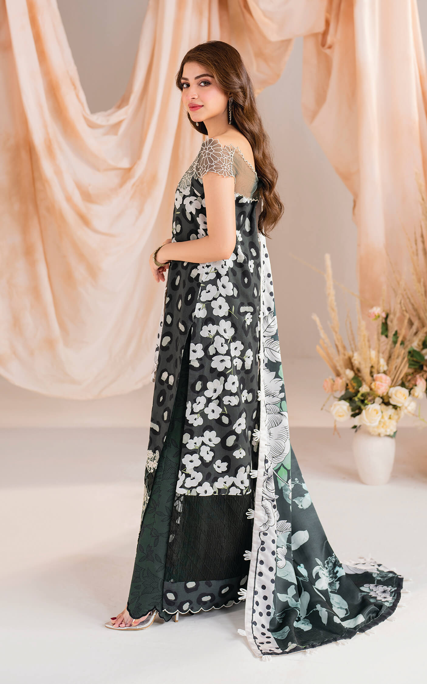 Asifa and Nabeel | Winter Meraki 24 | Dusk-MW-07 - Pakistani Designer Dress - by Asifa and Nabeel | Type: Ladies Clothes - 100% Original at Saira Sultan