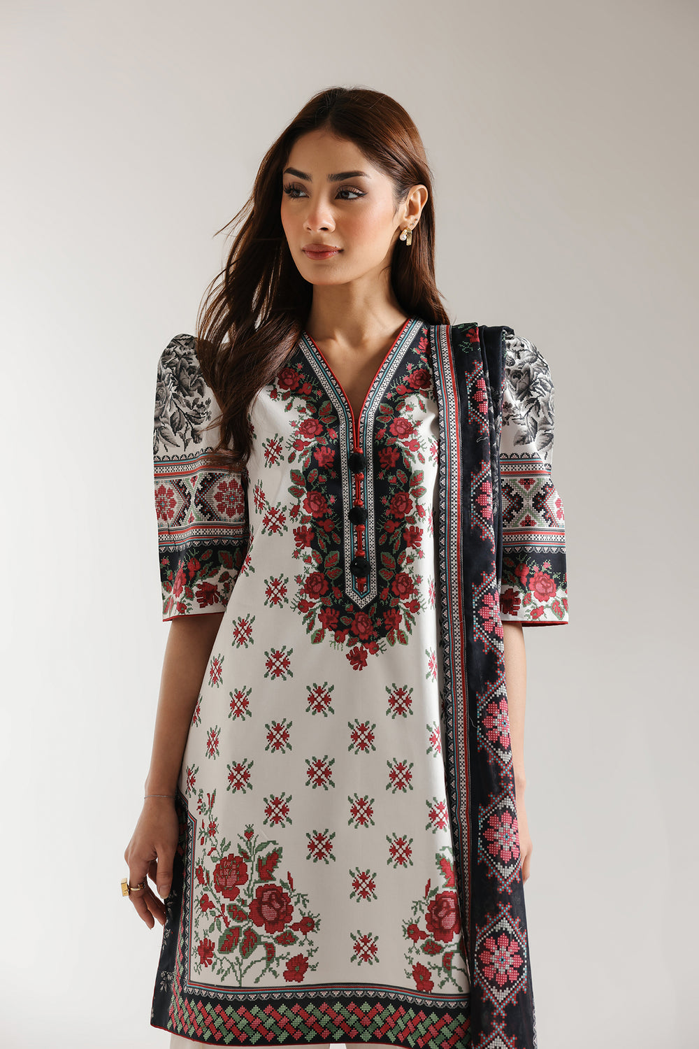 Ethnic | Spring Summer 25 | ES-09 M Off White Lawn