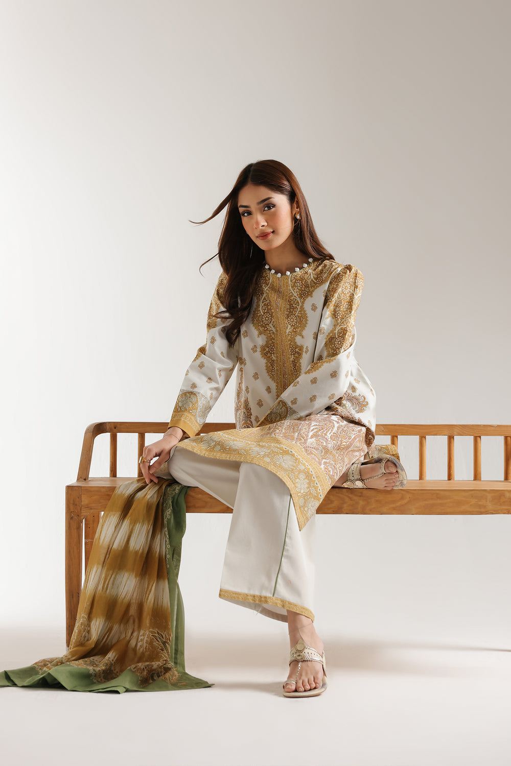 Ethnic | Spring Summer 25 | ES-01 XL White Lawn