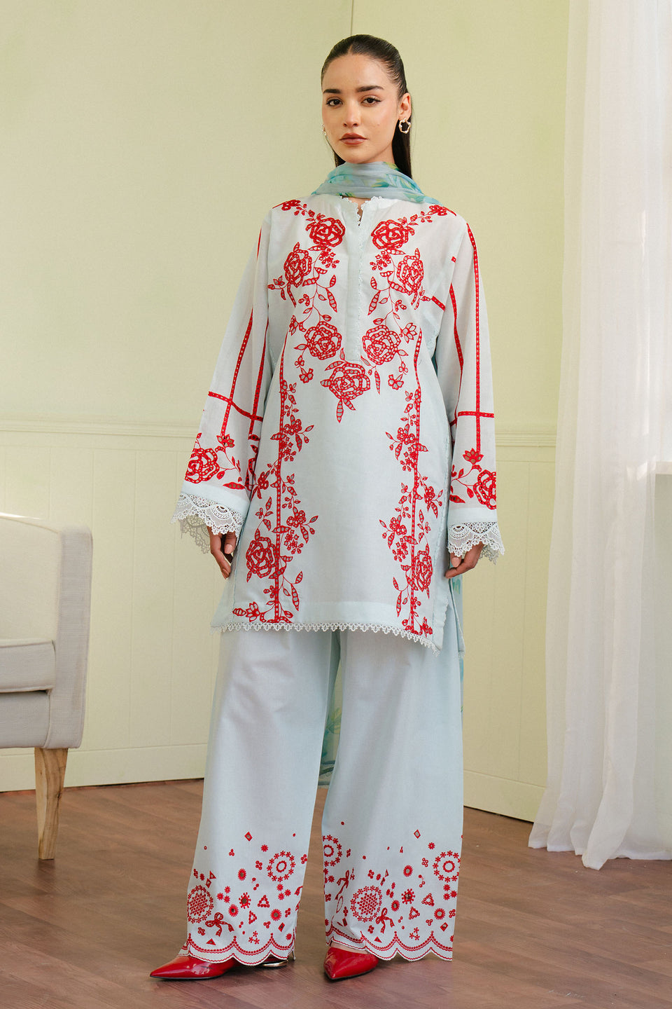 Zara Shahjahan | Coco Lawn 25 | ECLAT-7A XS Light Blue Lawn