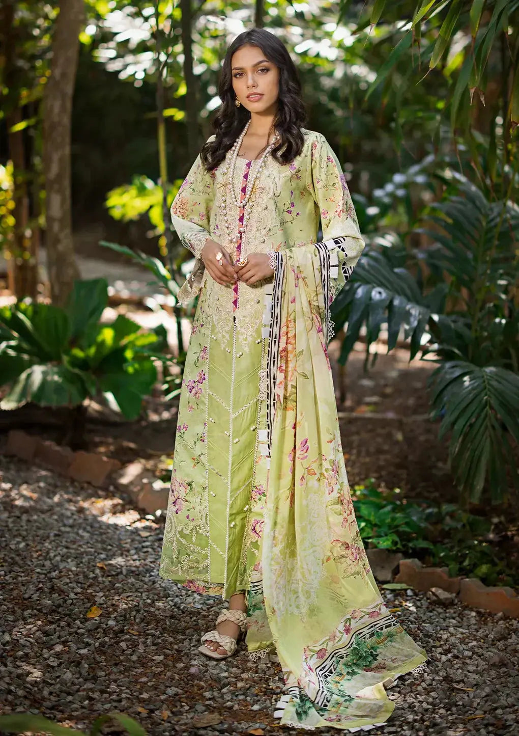 Elaf Premium | Signature Embroidered Lawn 24 | ESL-03B CLARISSE - Pakistani Designer Dress - by Elaf Premium | Type: Luxury - 100% Original at Saira Sultan